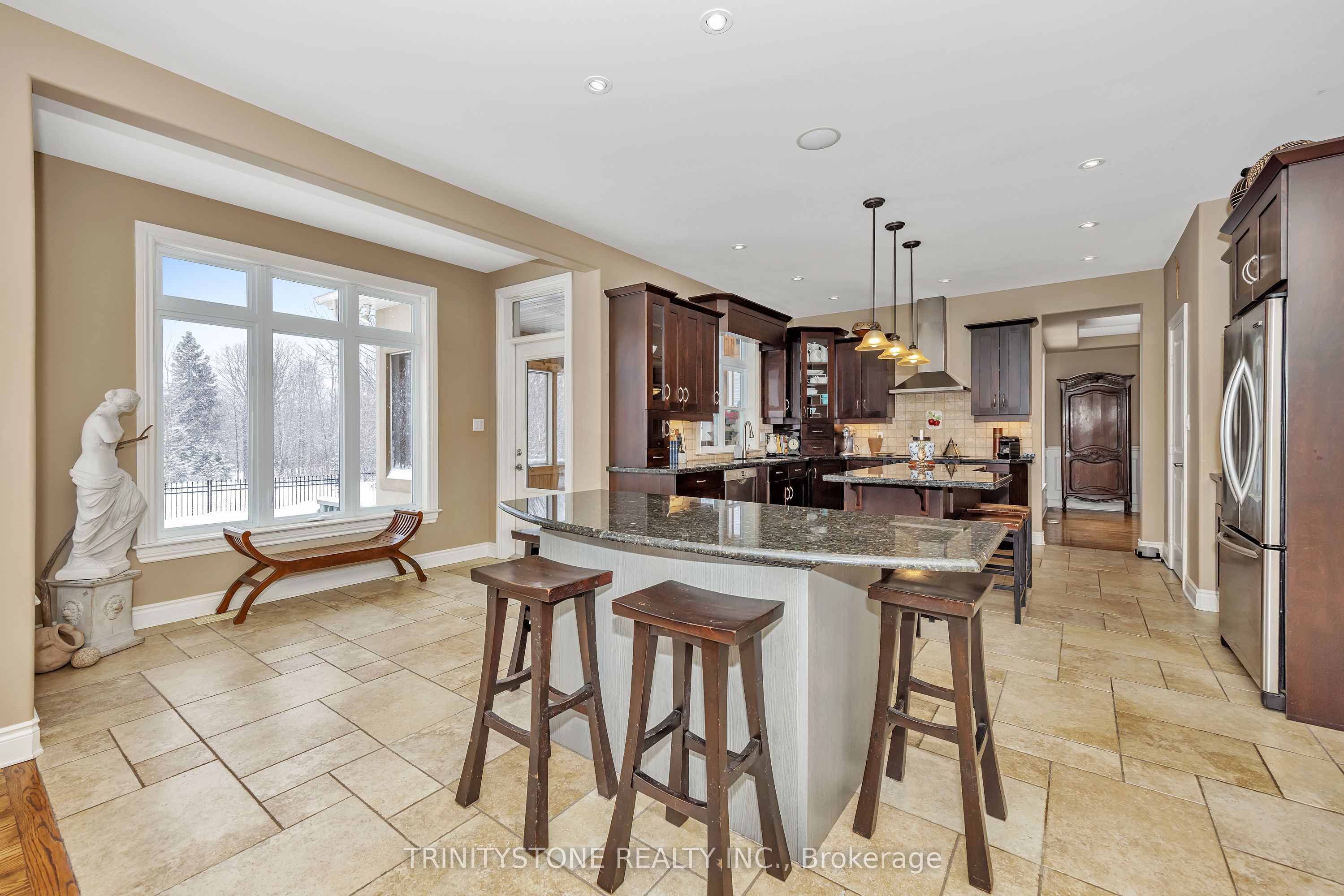 15 Canadian Drive