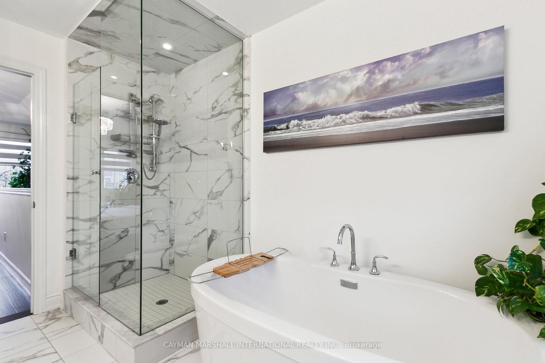 4 Bedrooms Condo at 185 Norseman, Toronto For sale