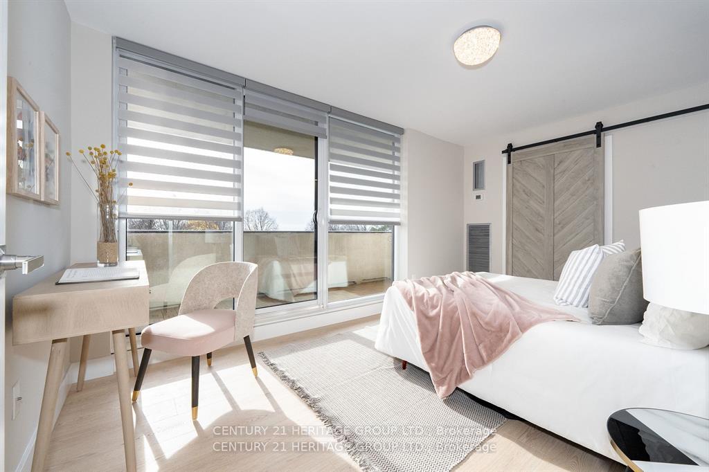 2 Bedrooms Condo at 3303 Don Mills, Toronto For sale