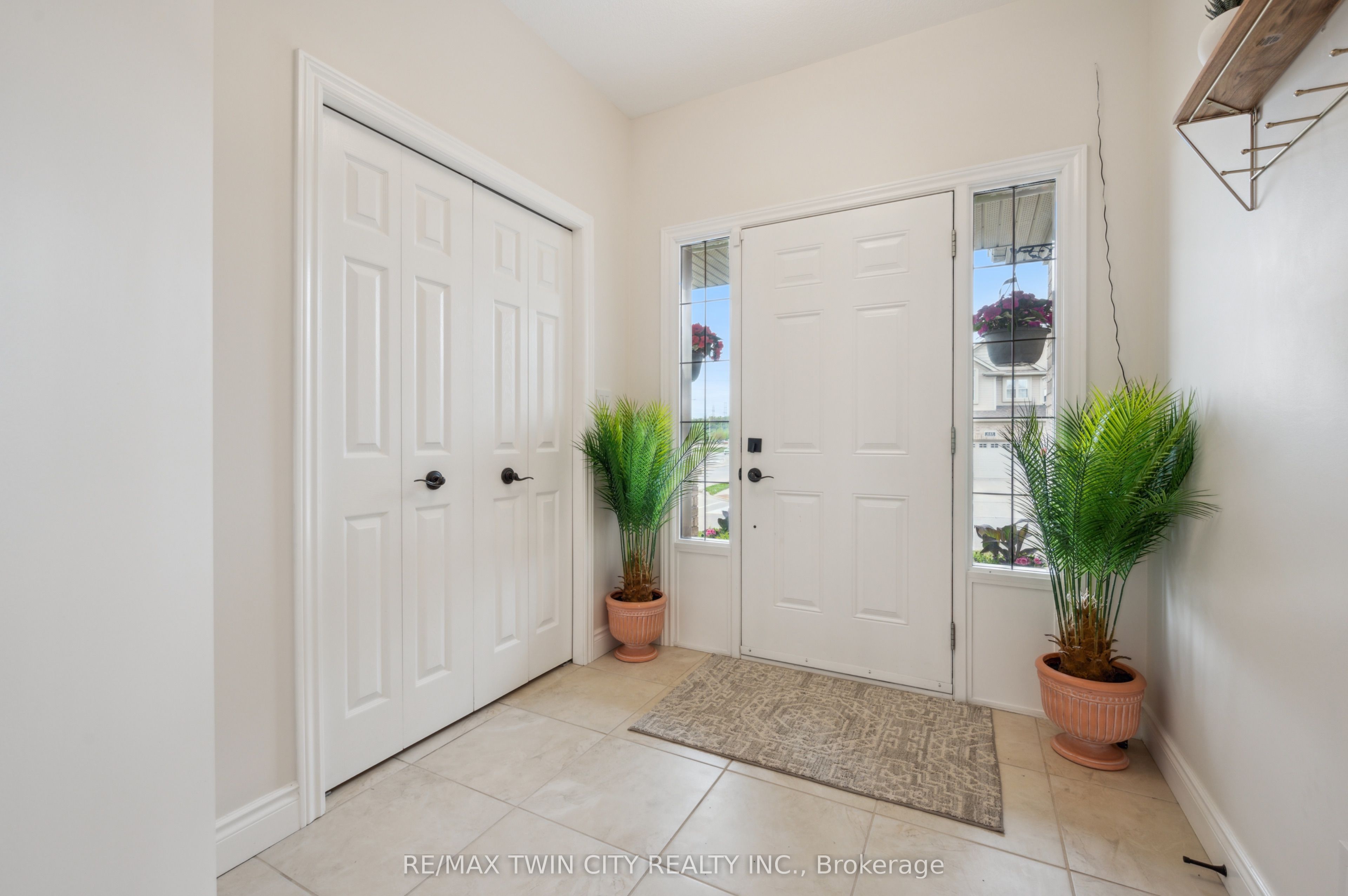 450 Applegate Court