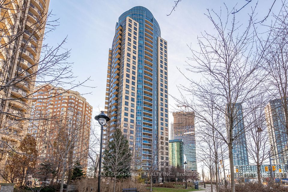 330 Burnhamthorpe Road