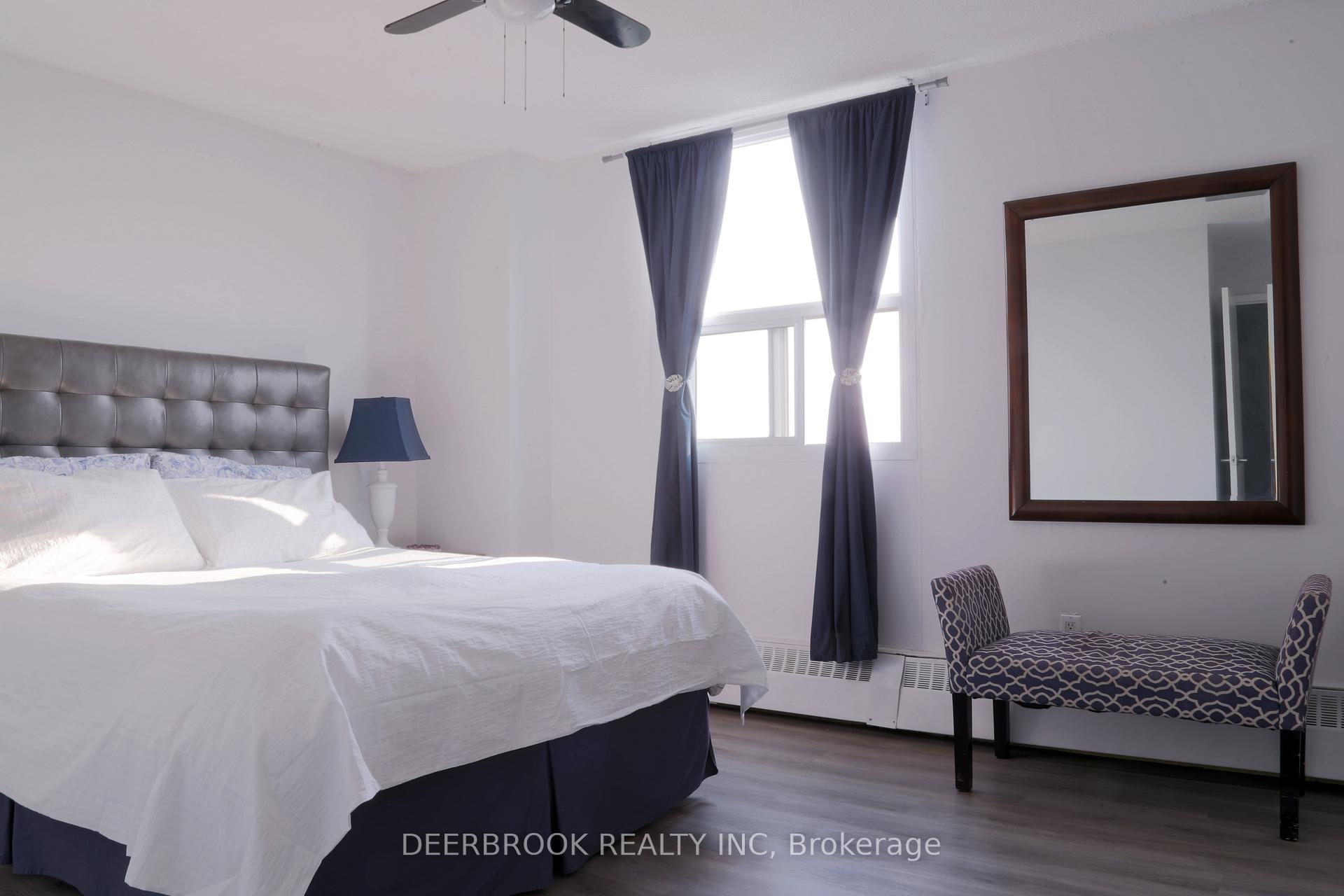3 Bedrooms Condo at 1338 York Mills, Toronto For sale