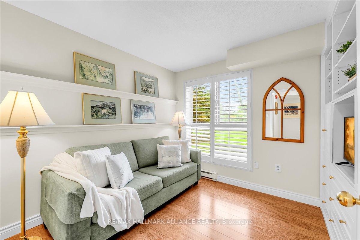 2 Bedrooms Condo at 1071 QUEENS, Oakville For sale