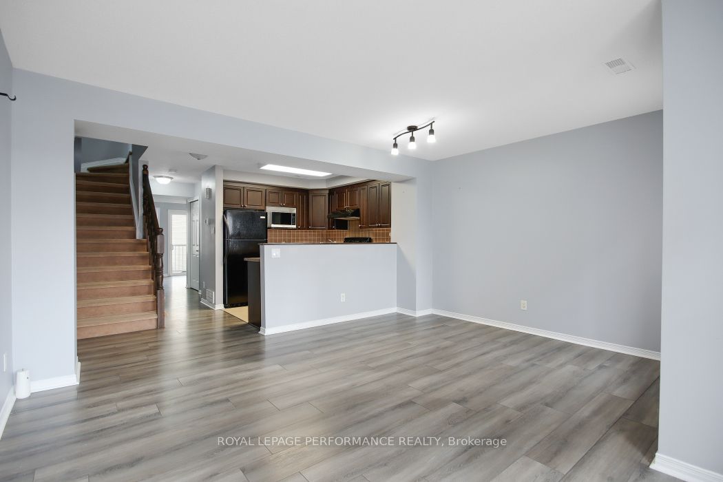 700 Reardon Private, #209