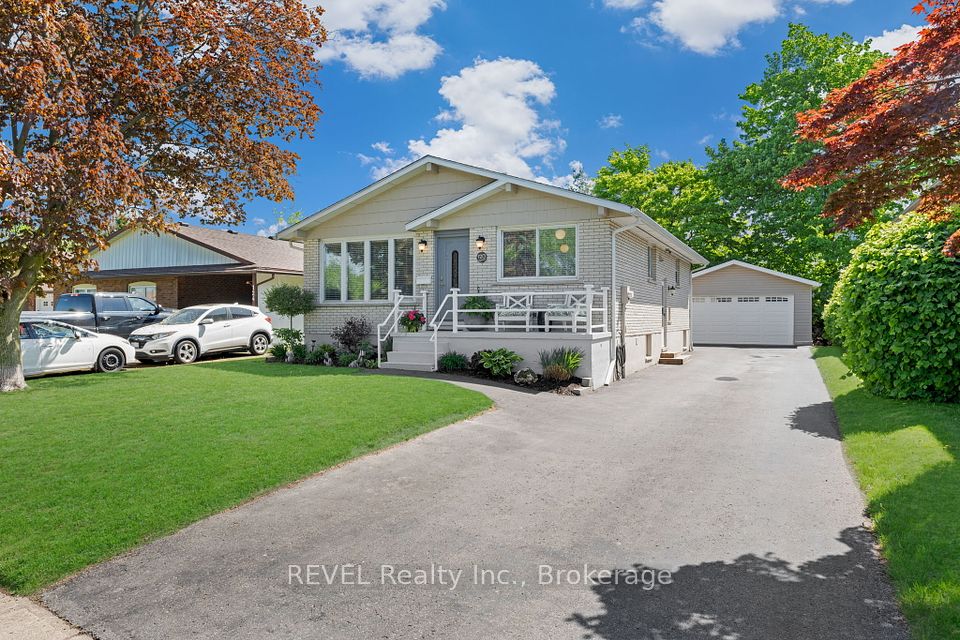 120 Royal Oak