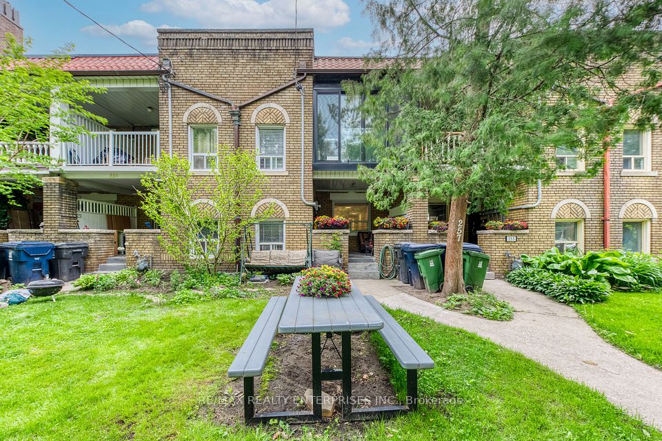 257 High Park Avenue