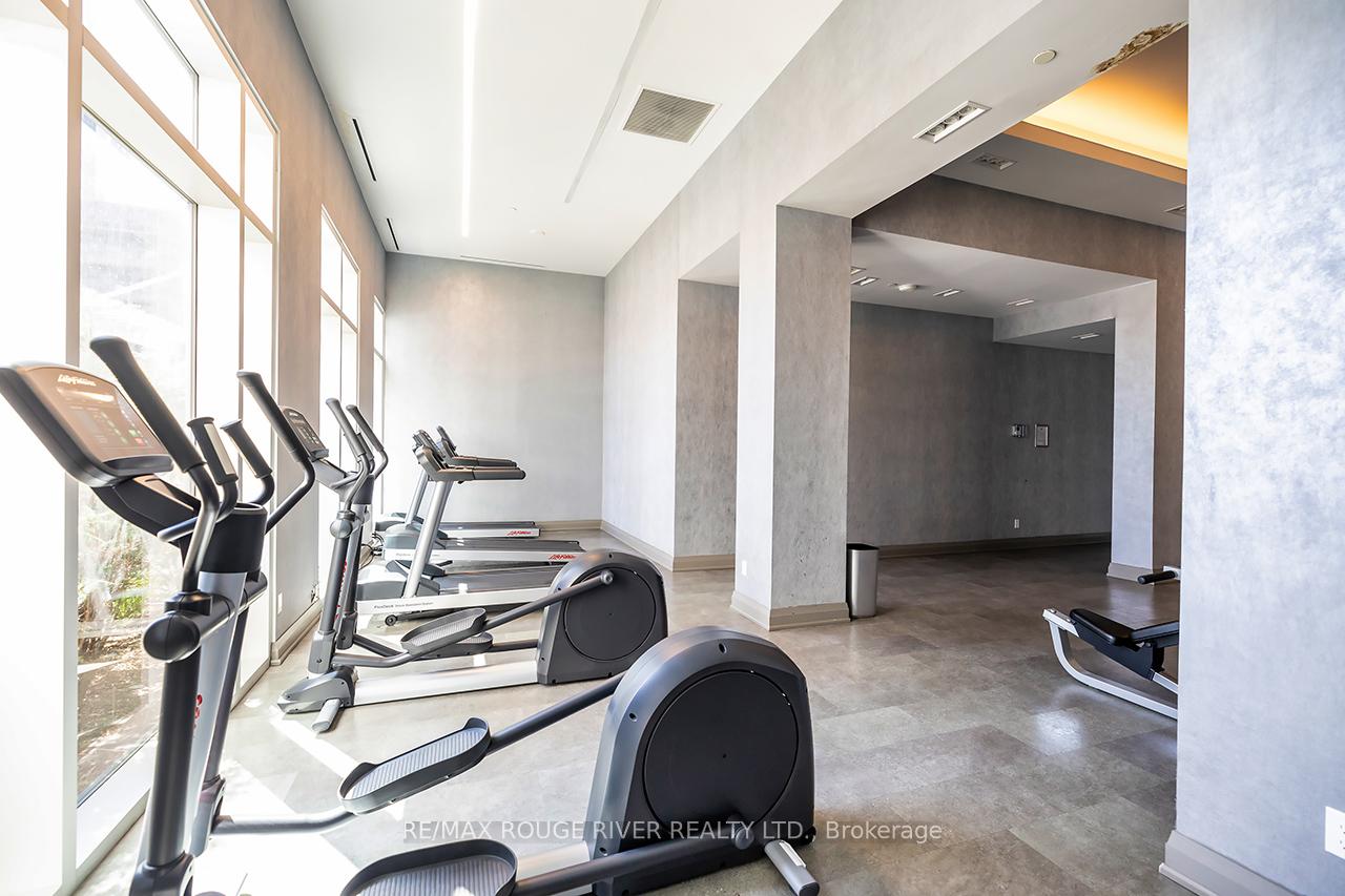 2 Bedrooms Condo at 30 Meadowglen,  Toronto For sale