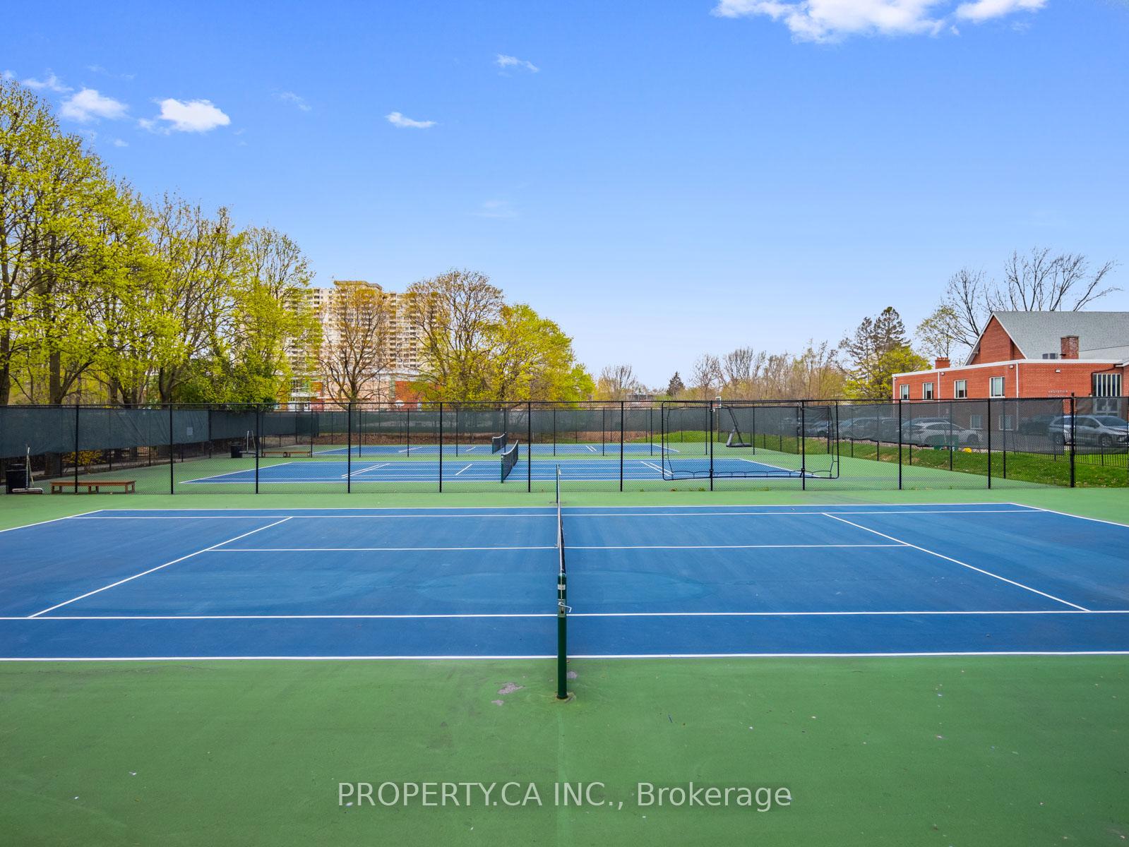 2 Bedrooms Condo at 2010 Islington,  Toronto For sale