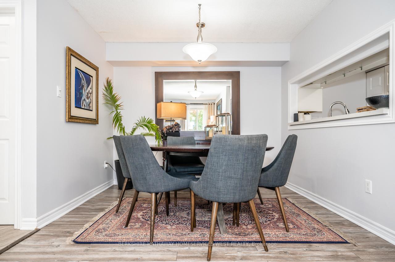 3 Bedrooms Condo at 1450 Glen Abbey,  Oakville For sale
