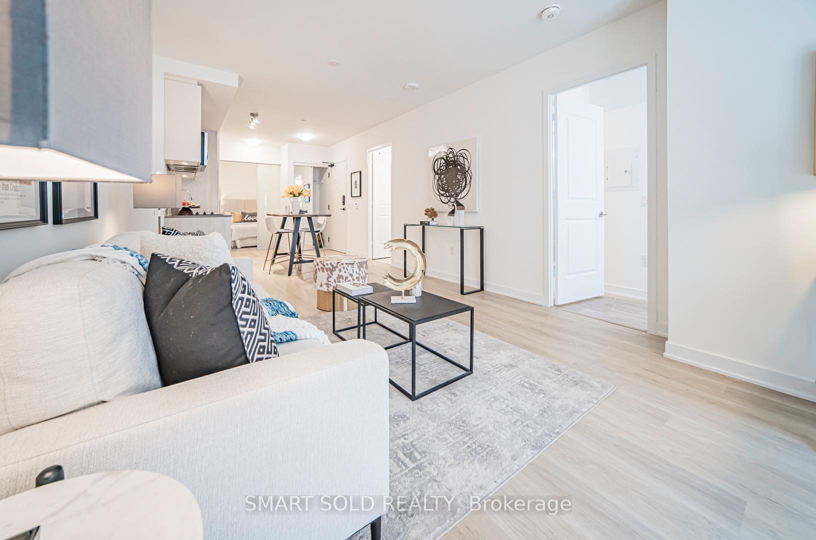 2 Bedrooms Condo at 100 Dalhousie, Toronto For sale