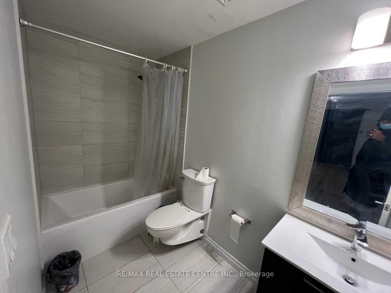 3 Bedrooms Condo at 2150 Lawrence, Toronto For sale