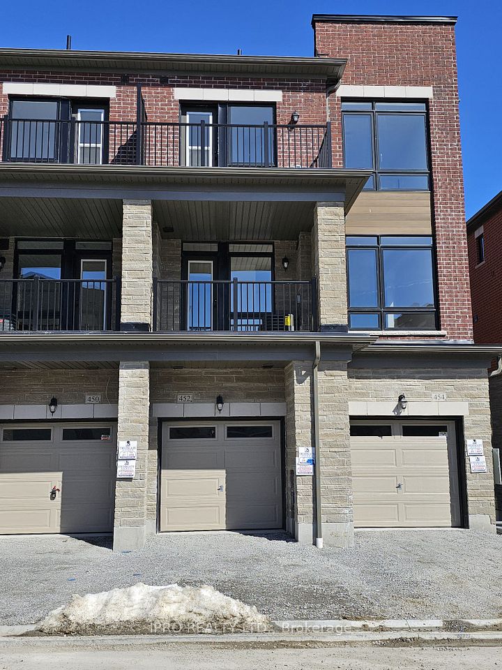 452 Salem Road, Ajax, ON L1S 0G9