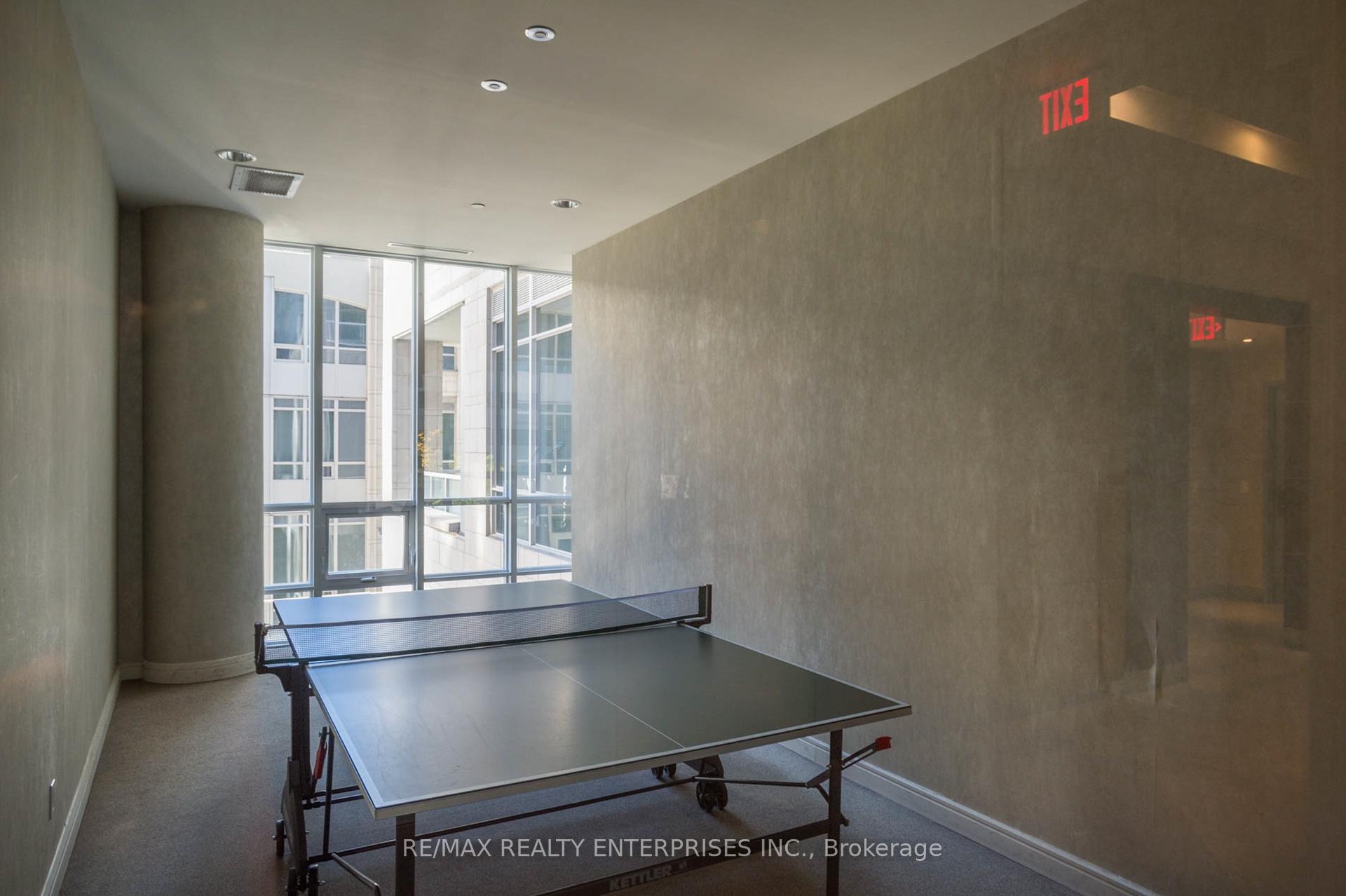 2 Bedrooms Condo at 763 Bay, Toronto For sale