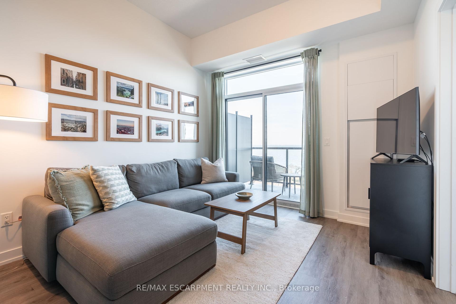 1 Bedroom Condo at 600 North Service, Hamilton For sale