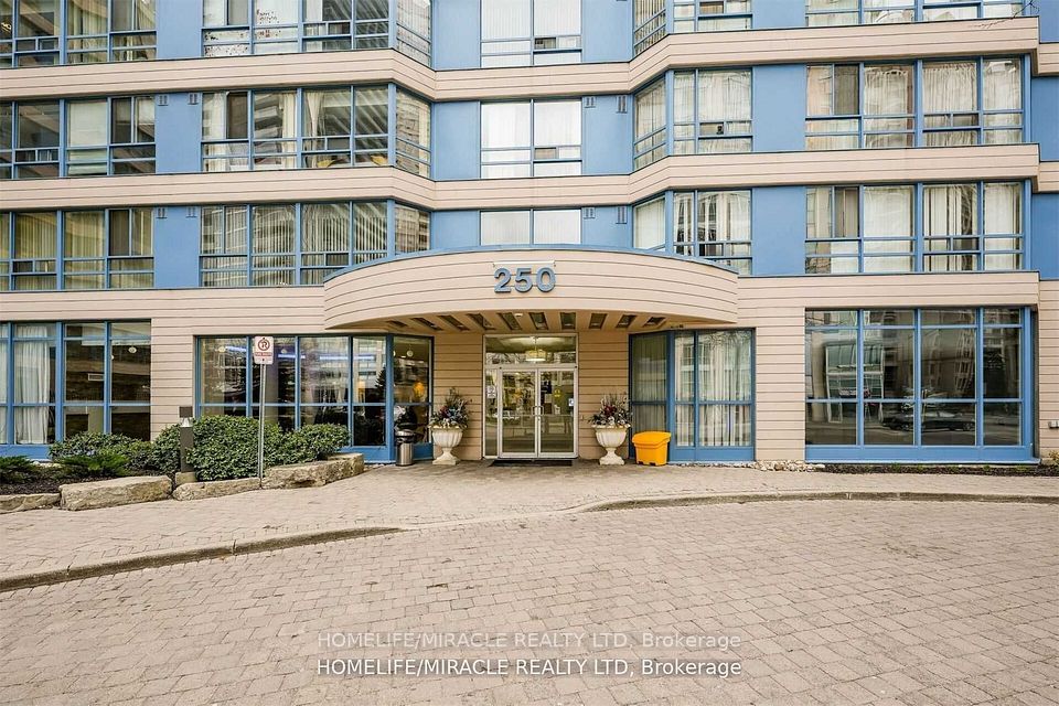 #318 - 250 Webb Drive, Mississauga, ON L6P 1Y9