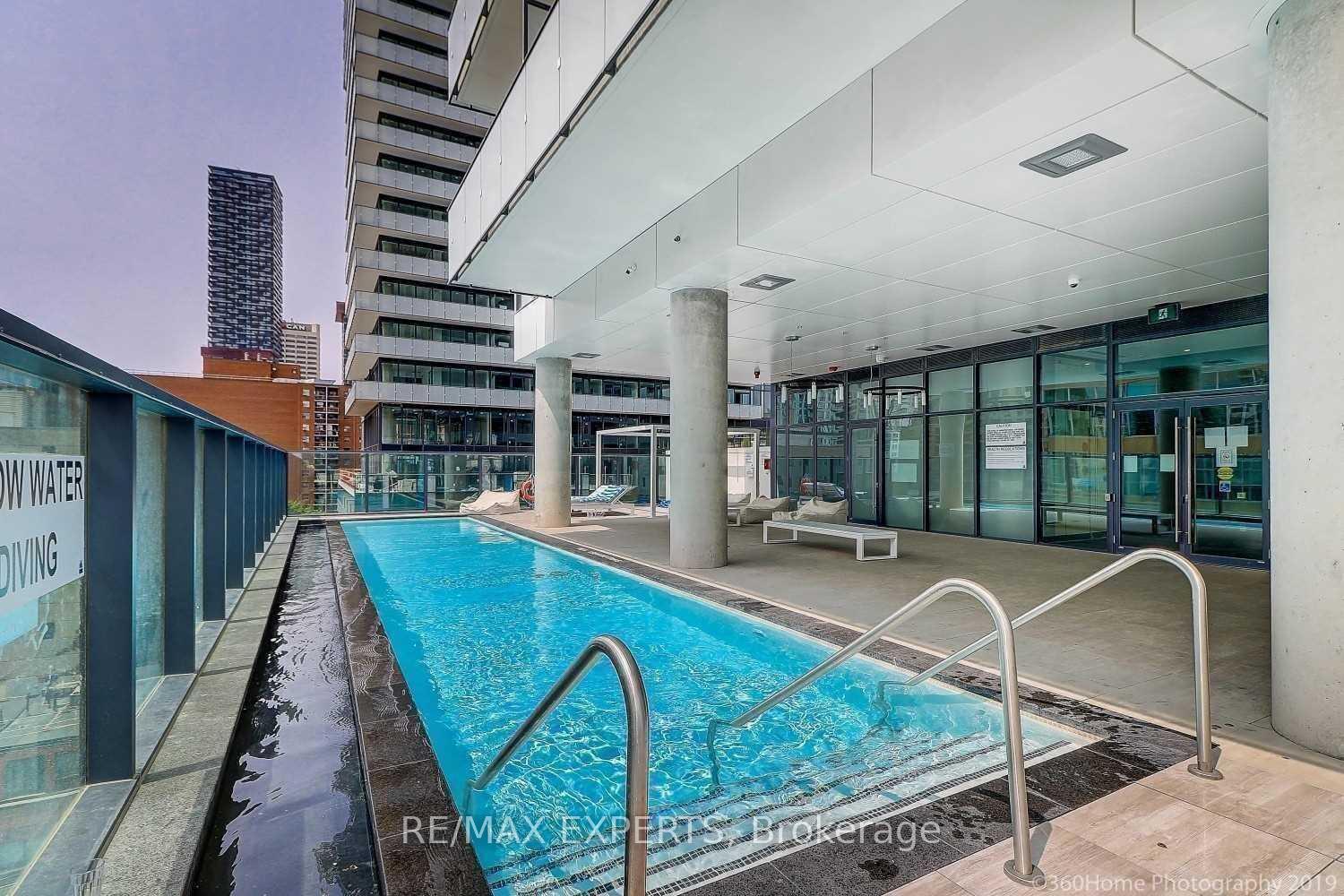 1 Bedroom Condo at 185 Roehampton, Toronto For sale