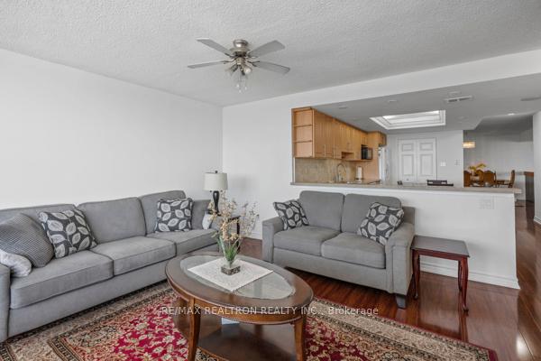 2 Bedrooms Condo at 2350 Bridletowne, Toronto For sale