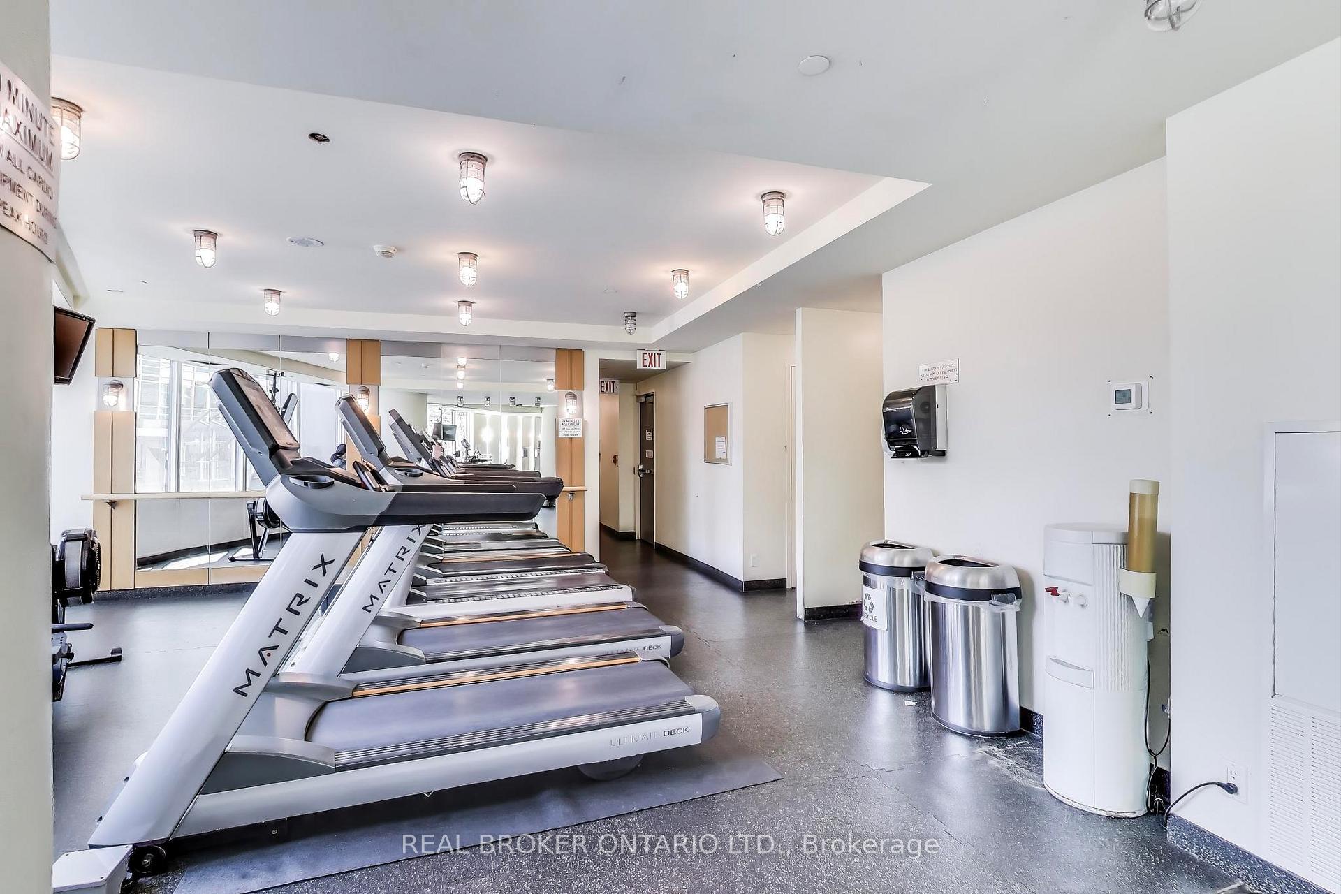 2 Bedrooms Condo at 397 Front, Toronto For sale