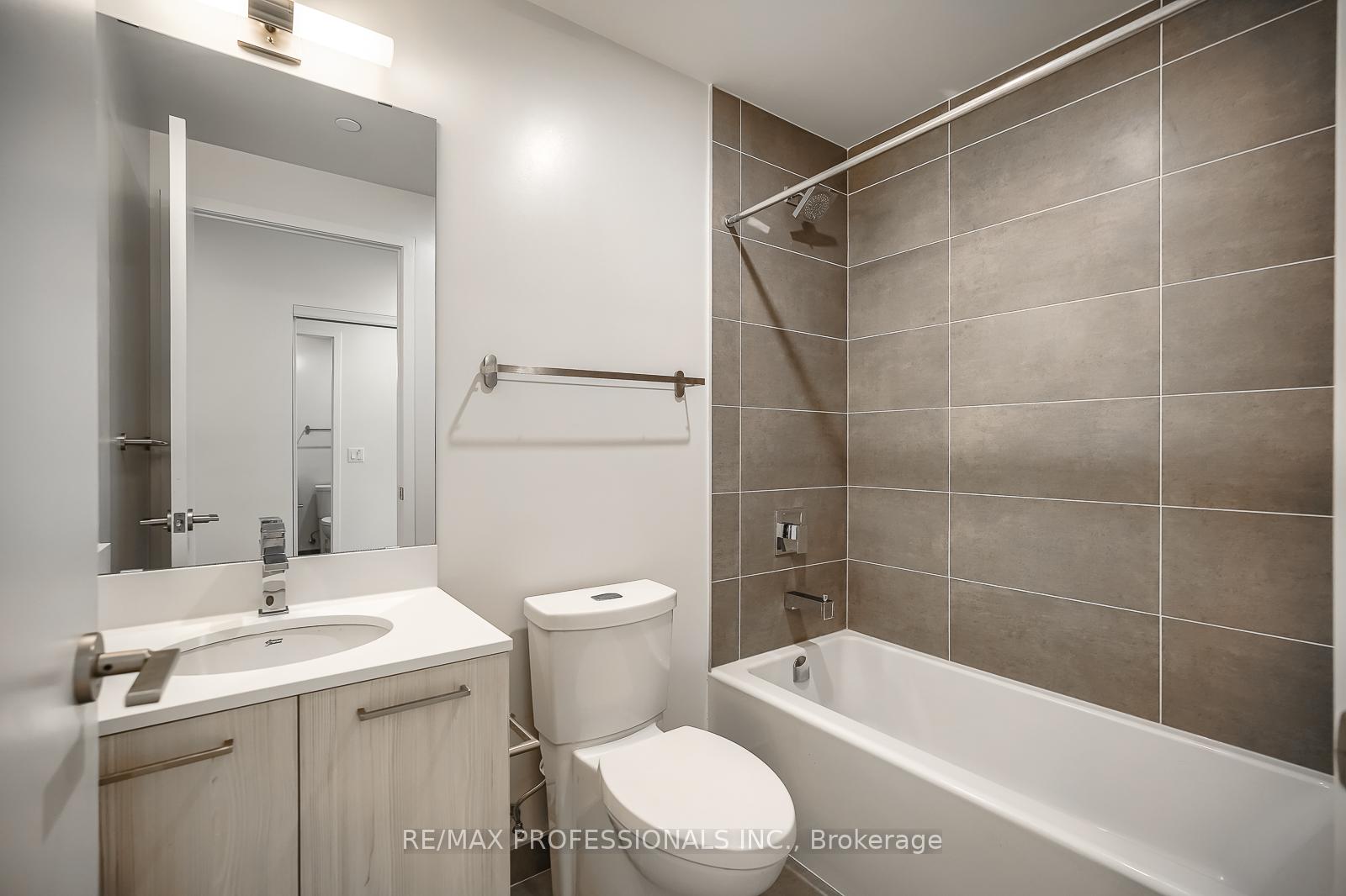 2 Bedrooms Condo at 65 Mutual, Toronto For sale