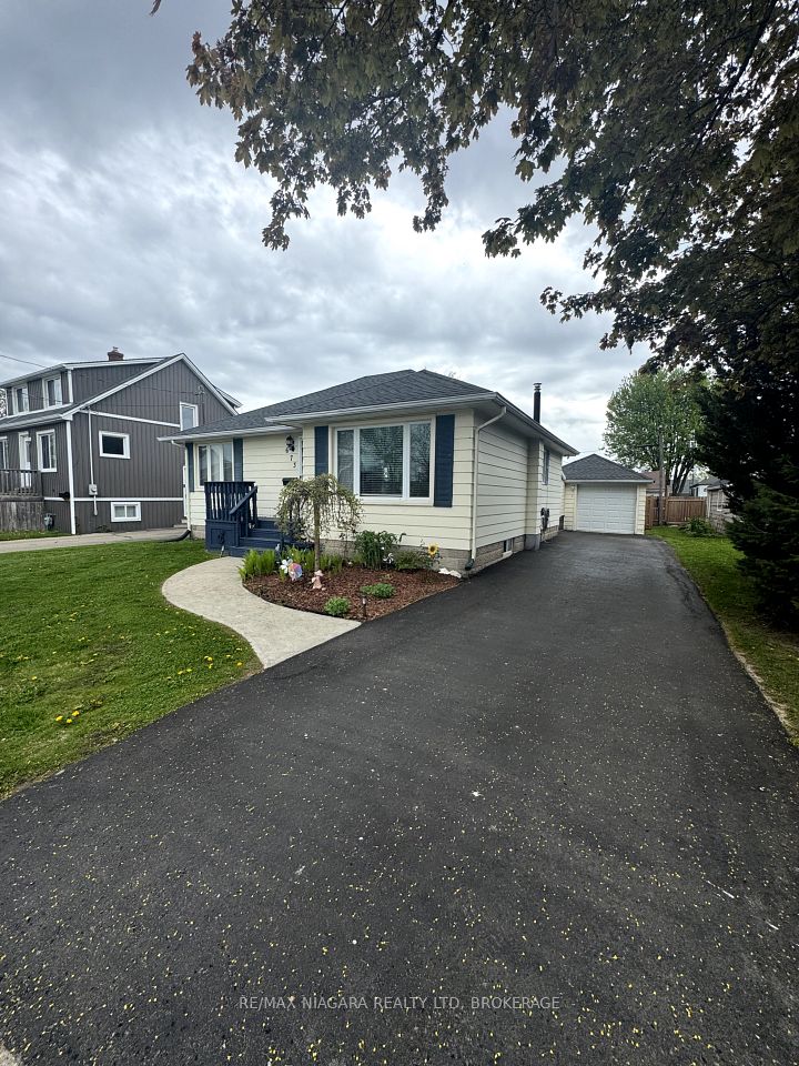 673 Fielden