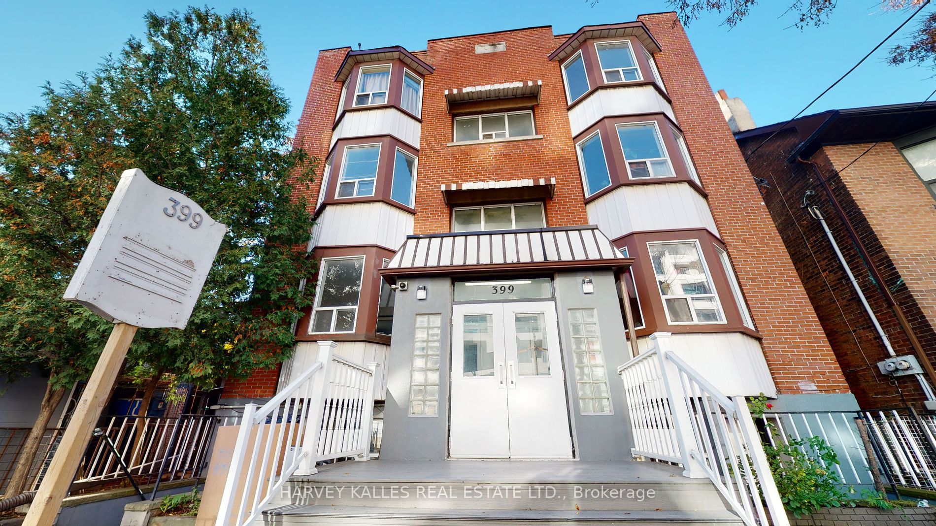 399 Dupont Street 102