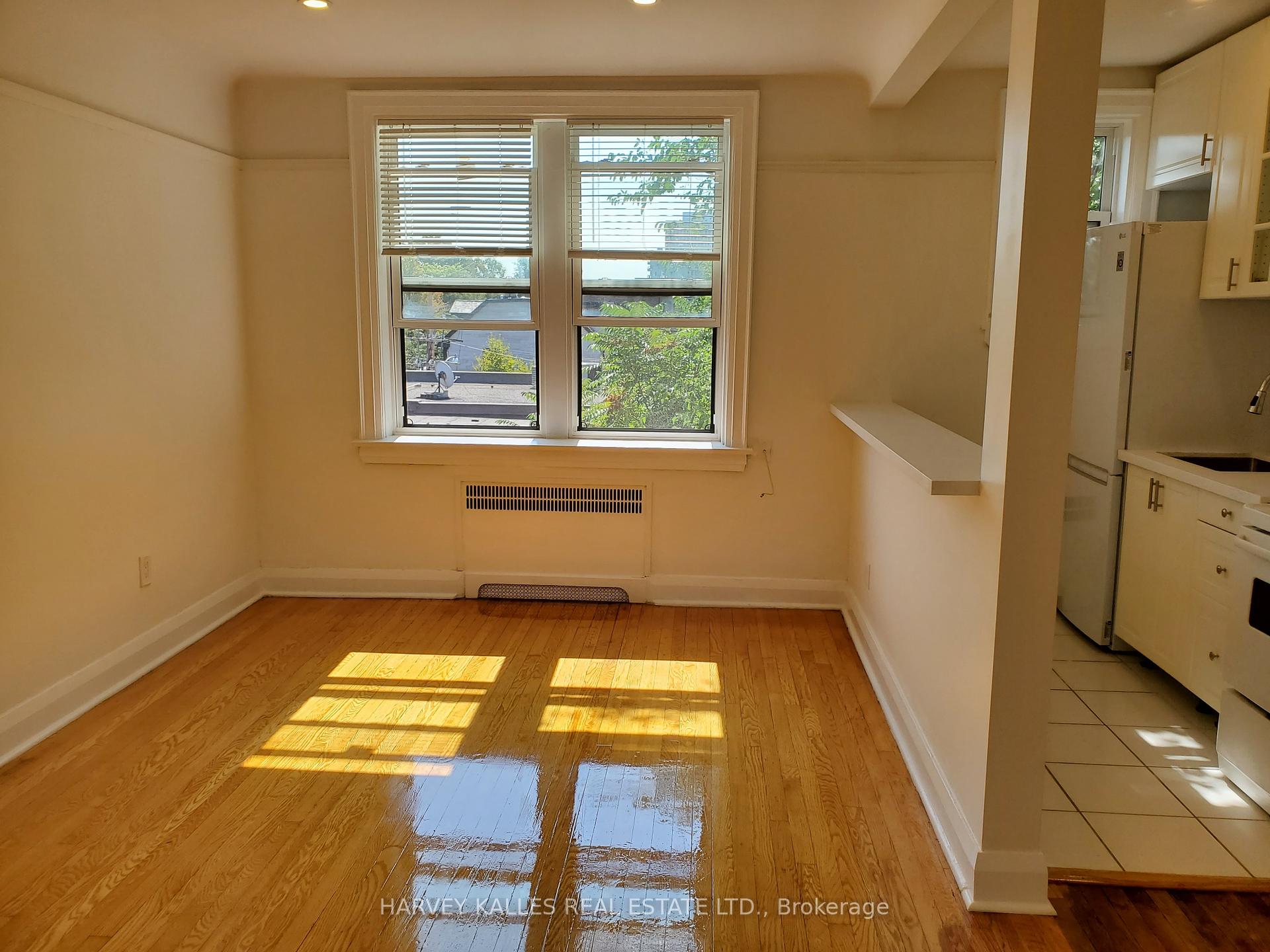 404 Spadina Road 405