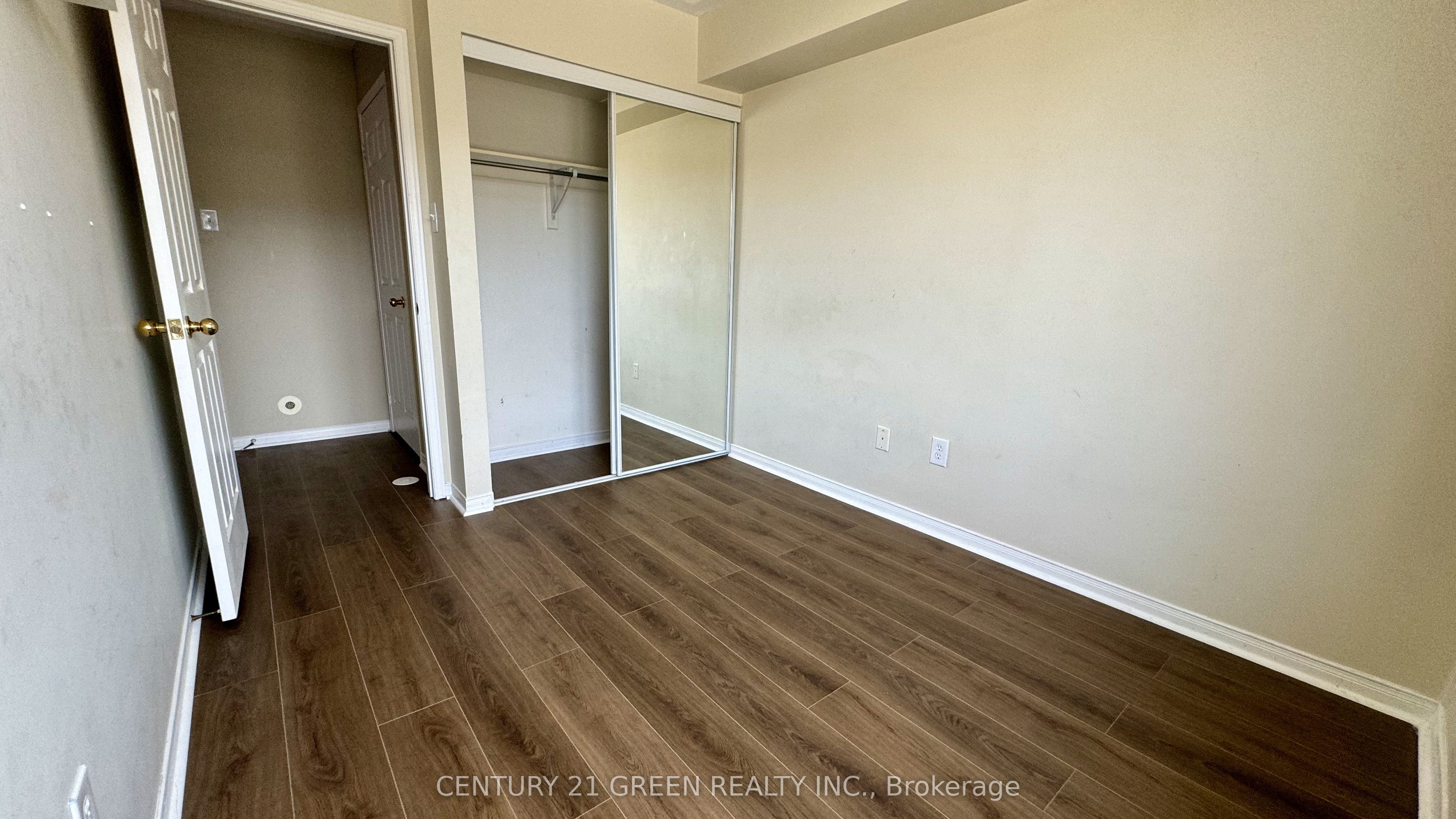3056 Eglinton Avenue W, #61