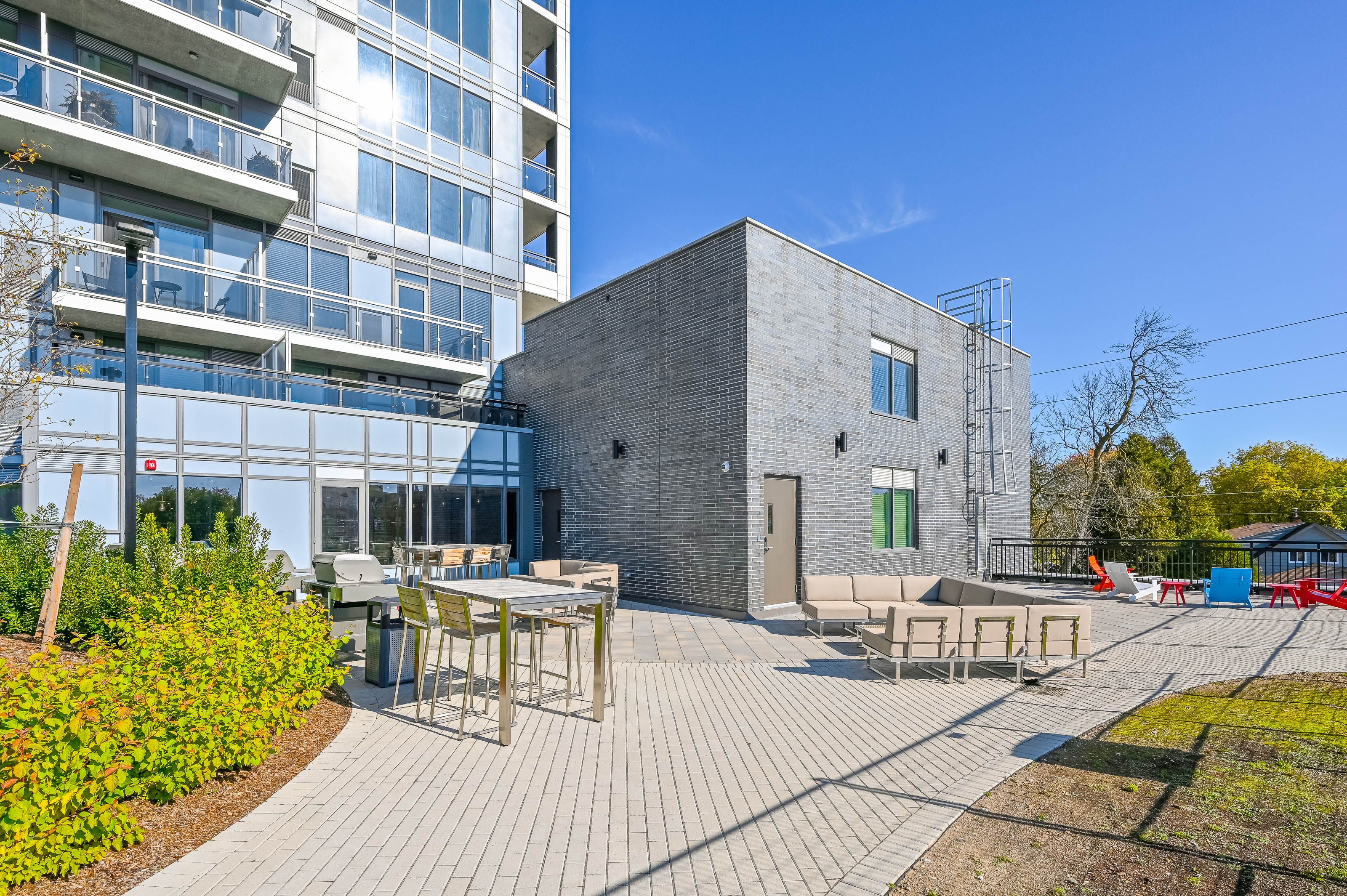 63 Arthur Street S 801
