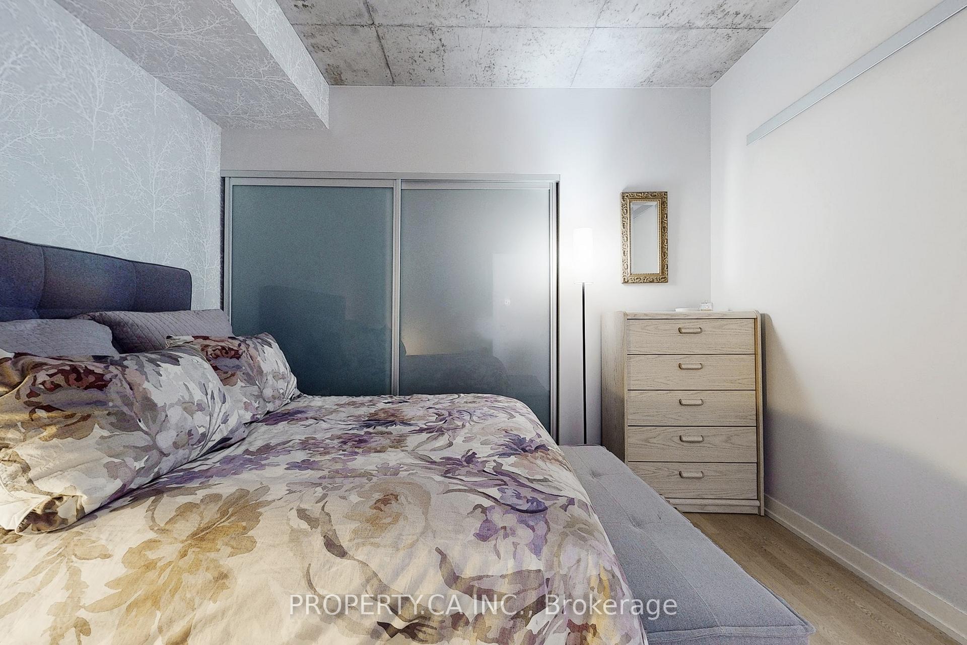 1 Bedroom Condo at 650 King, Toronto For sale