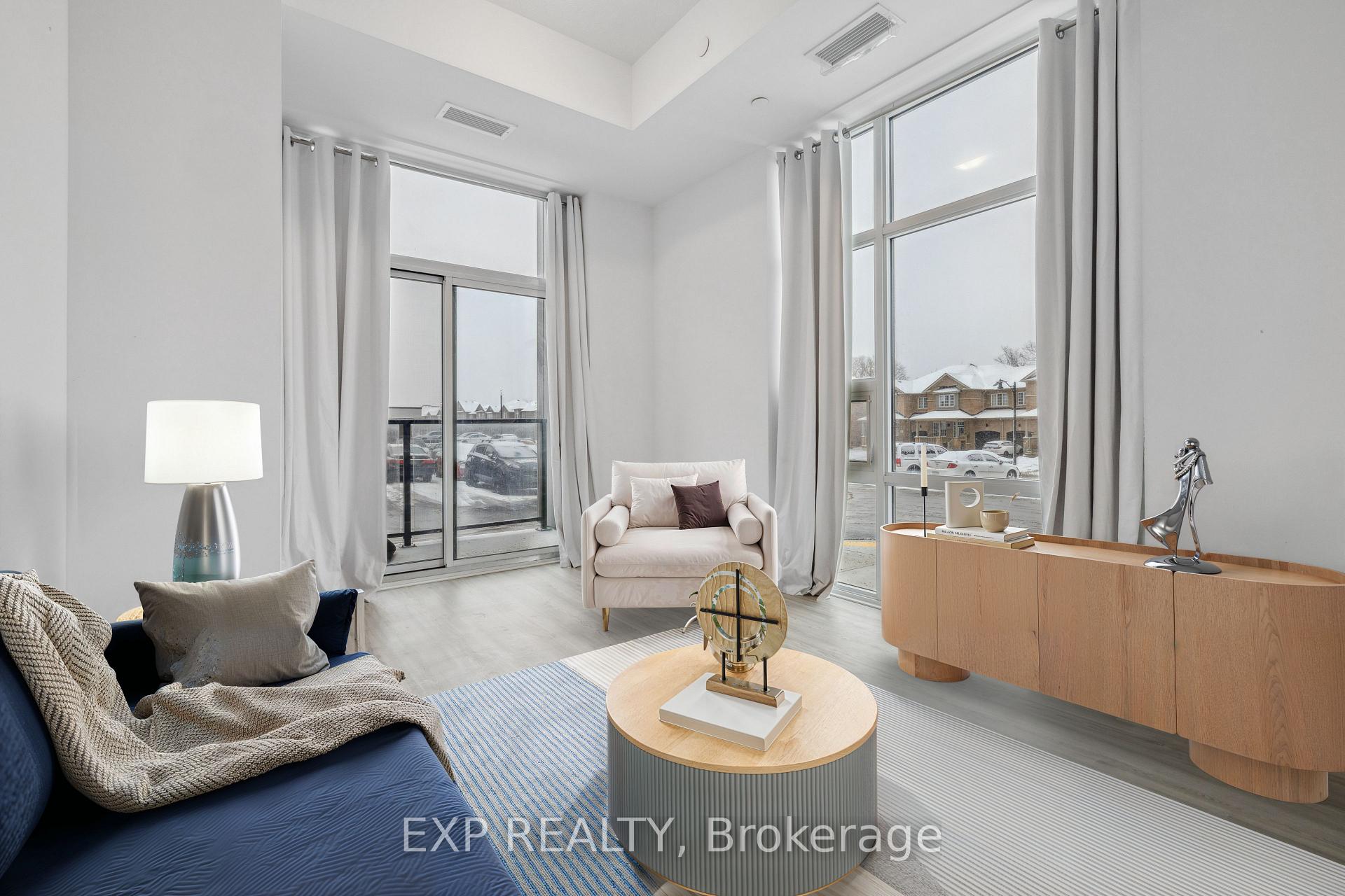 2 Bedrooms Condo at 450 Dundas,  Hamilton For sale