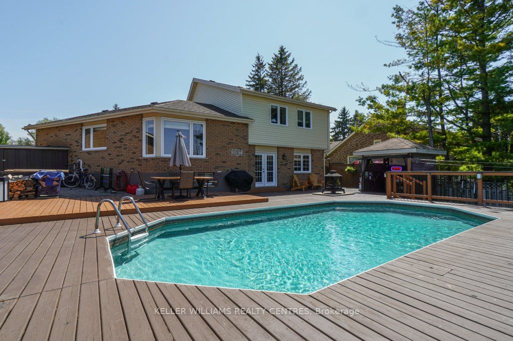 34 Meadowlands Drive