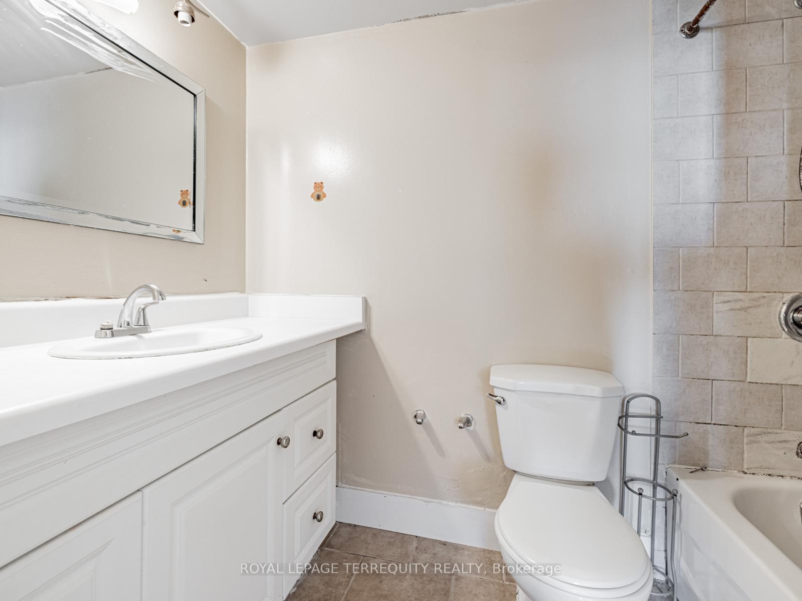 3 Bedrooms Condo at 234 Albion, Toronto For sale