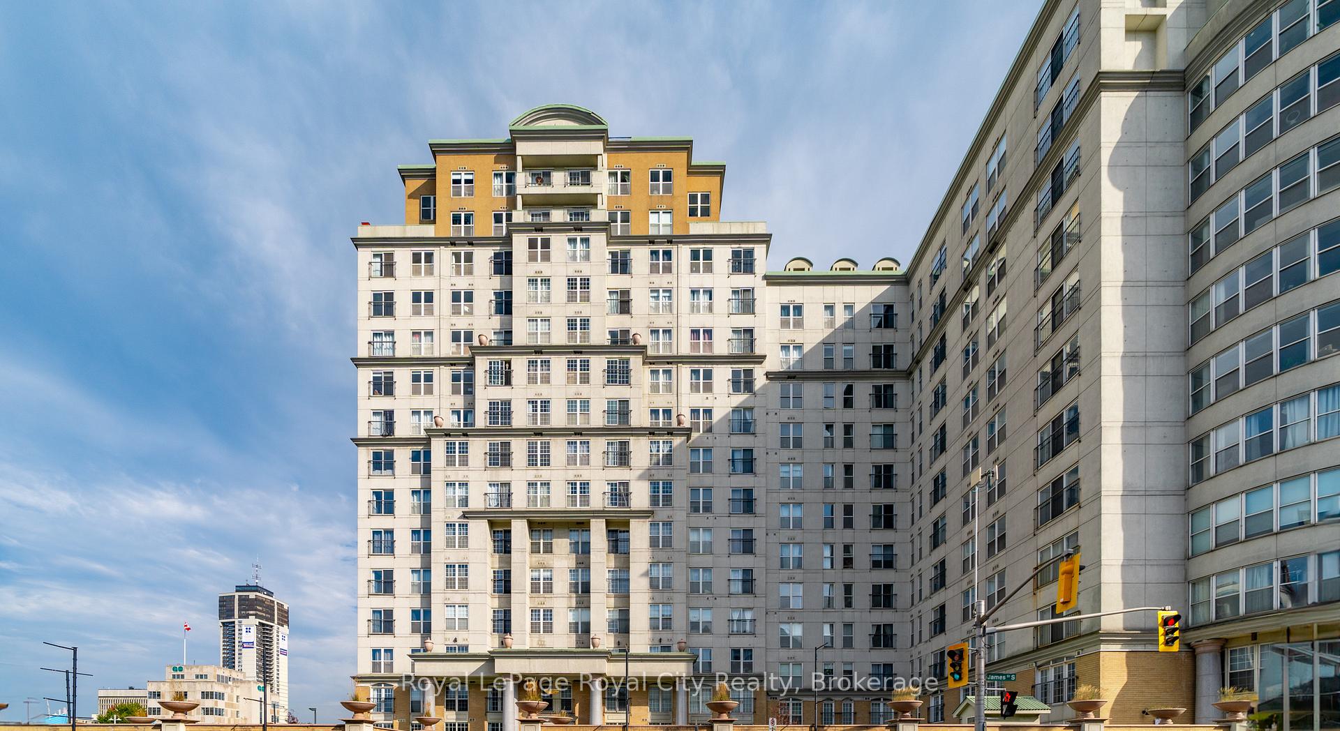 2 Bedrooms Condo at 135 James, Hamilton For sale