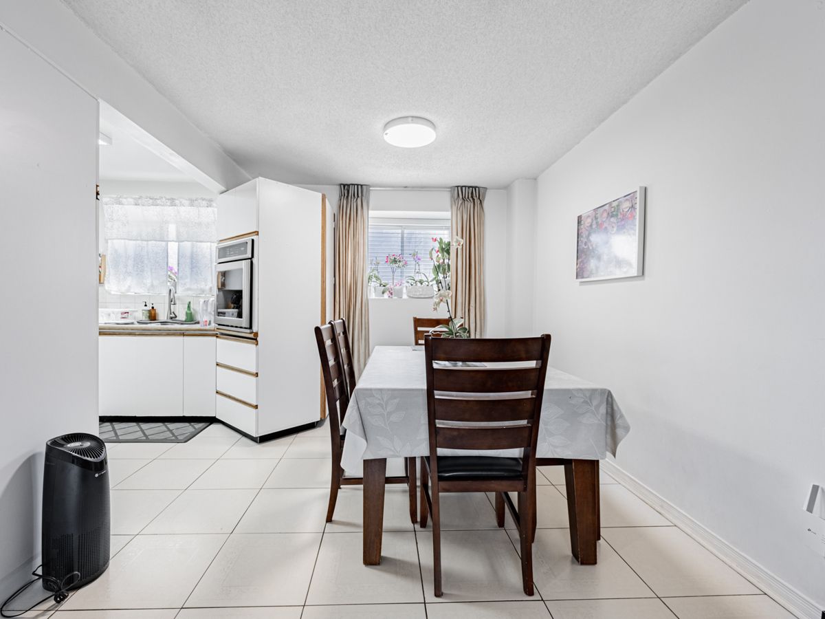 55 Collinsgrove Road 278