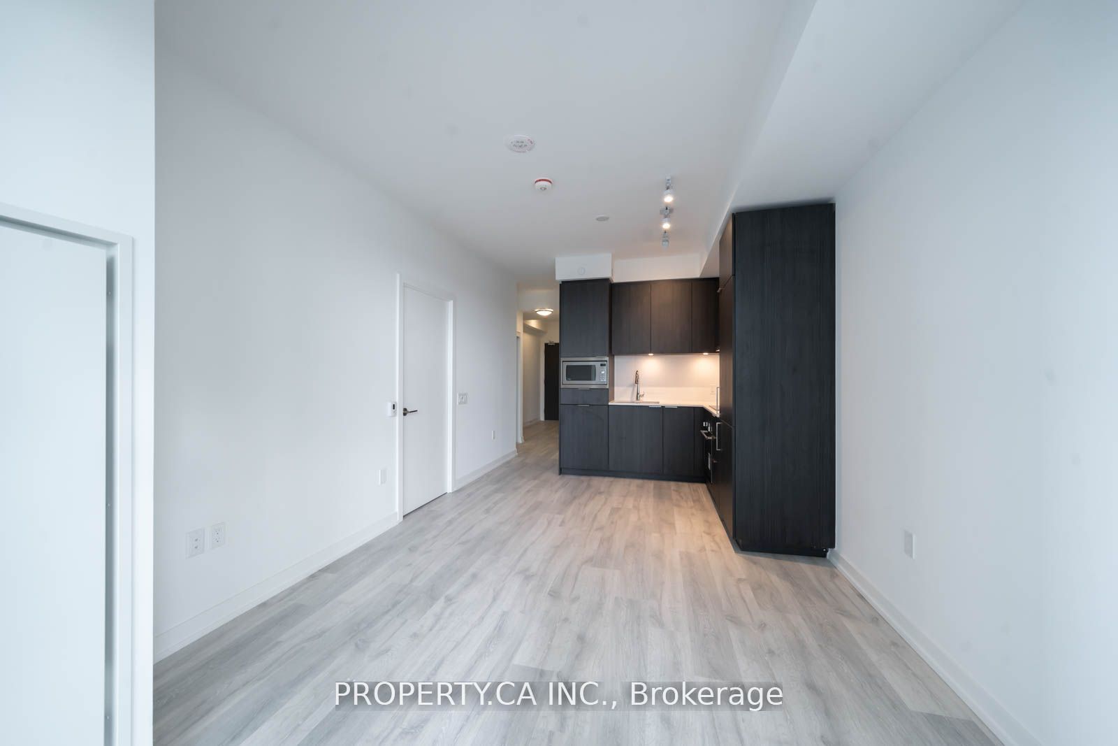 8 Olympic Garden Drive, #1601