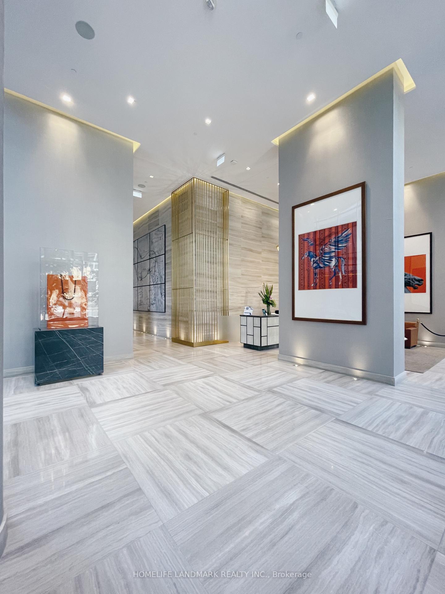 3 Bedrooms Condo at 50 Charles, Toronto For sale