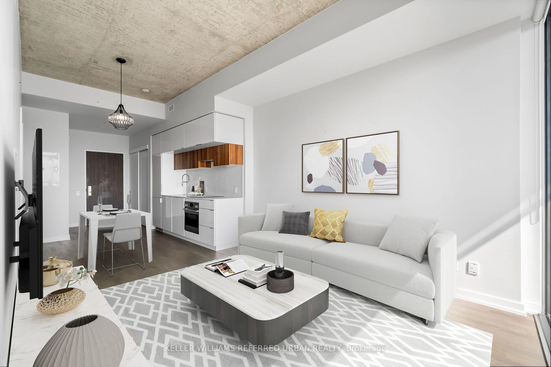 2 Bedrooms Condo at 185 Roehampton, Toronto For sale