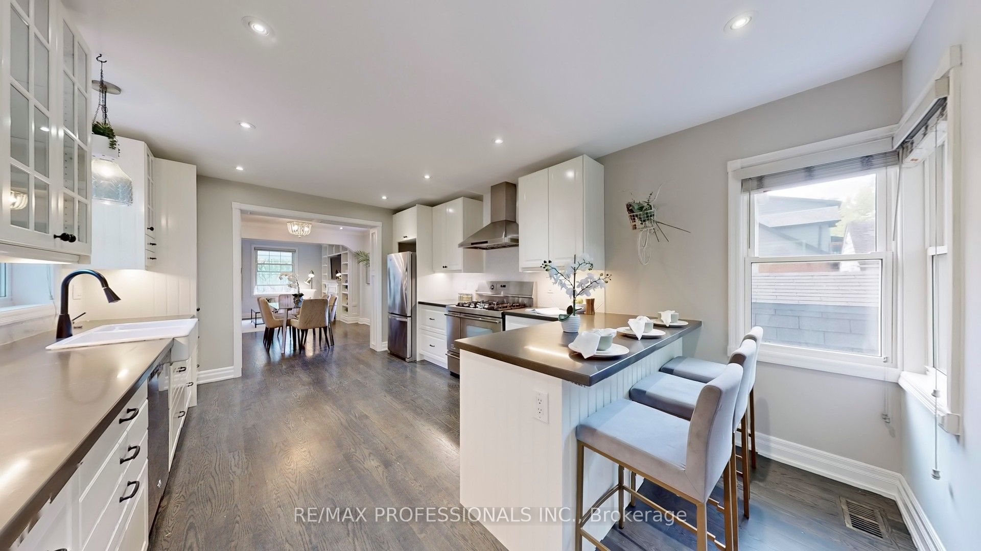 72 Arcadian Circle