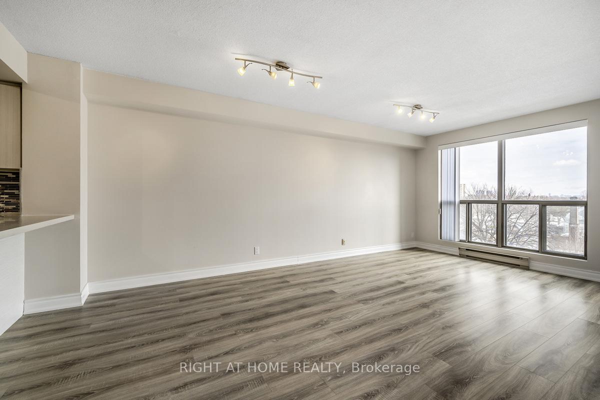 2 Bedrooms Condo at 298 JARVIS,  Toronto For sale
