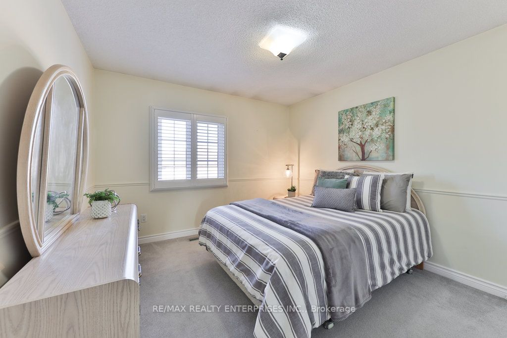4061 Rolling Valley Drive