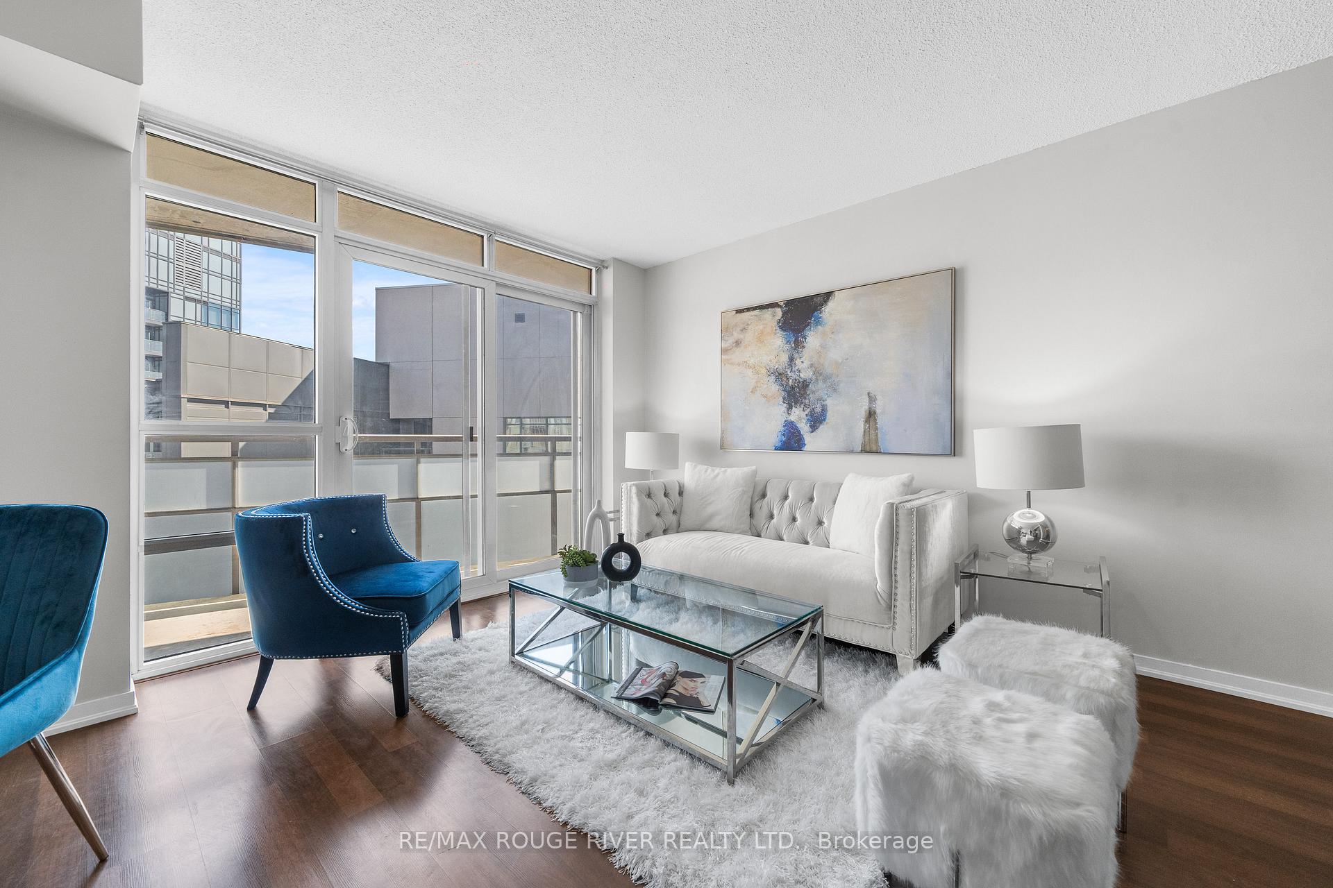 2 Bedrooms Condo at 38 Joe Shuster,  Toronto For sale