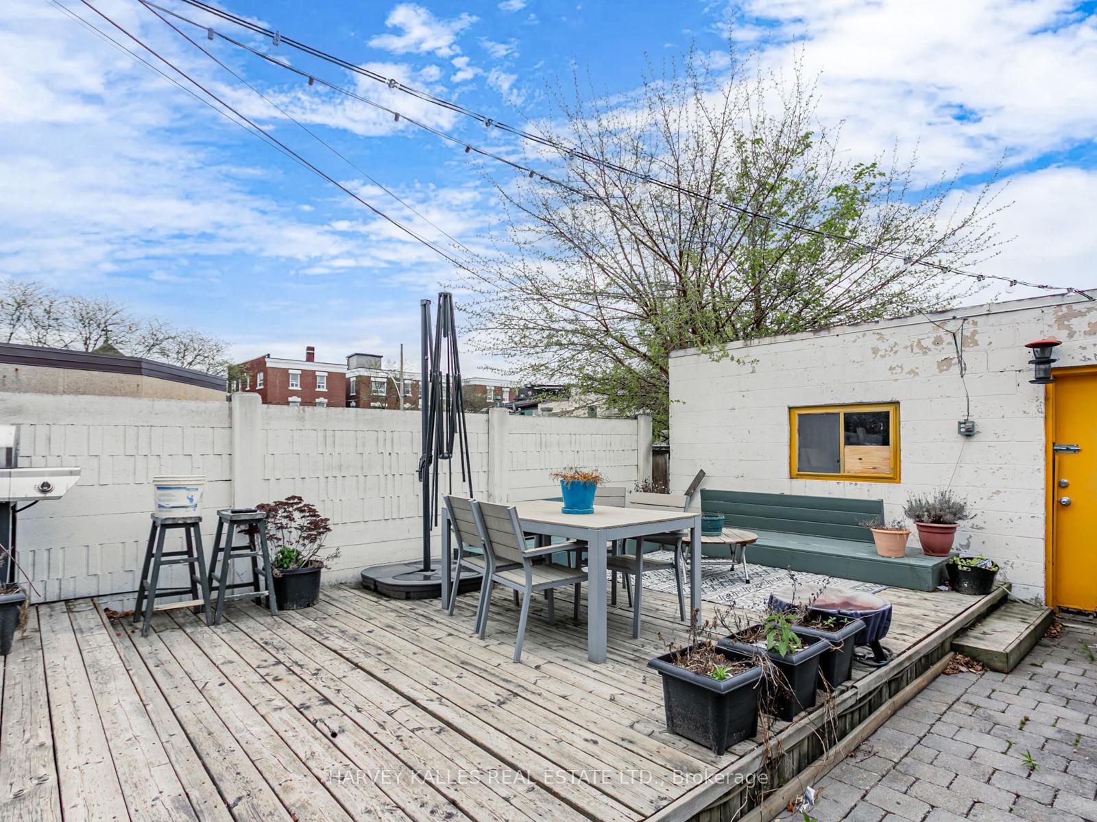 45 Strathmore Boulevard