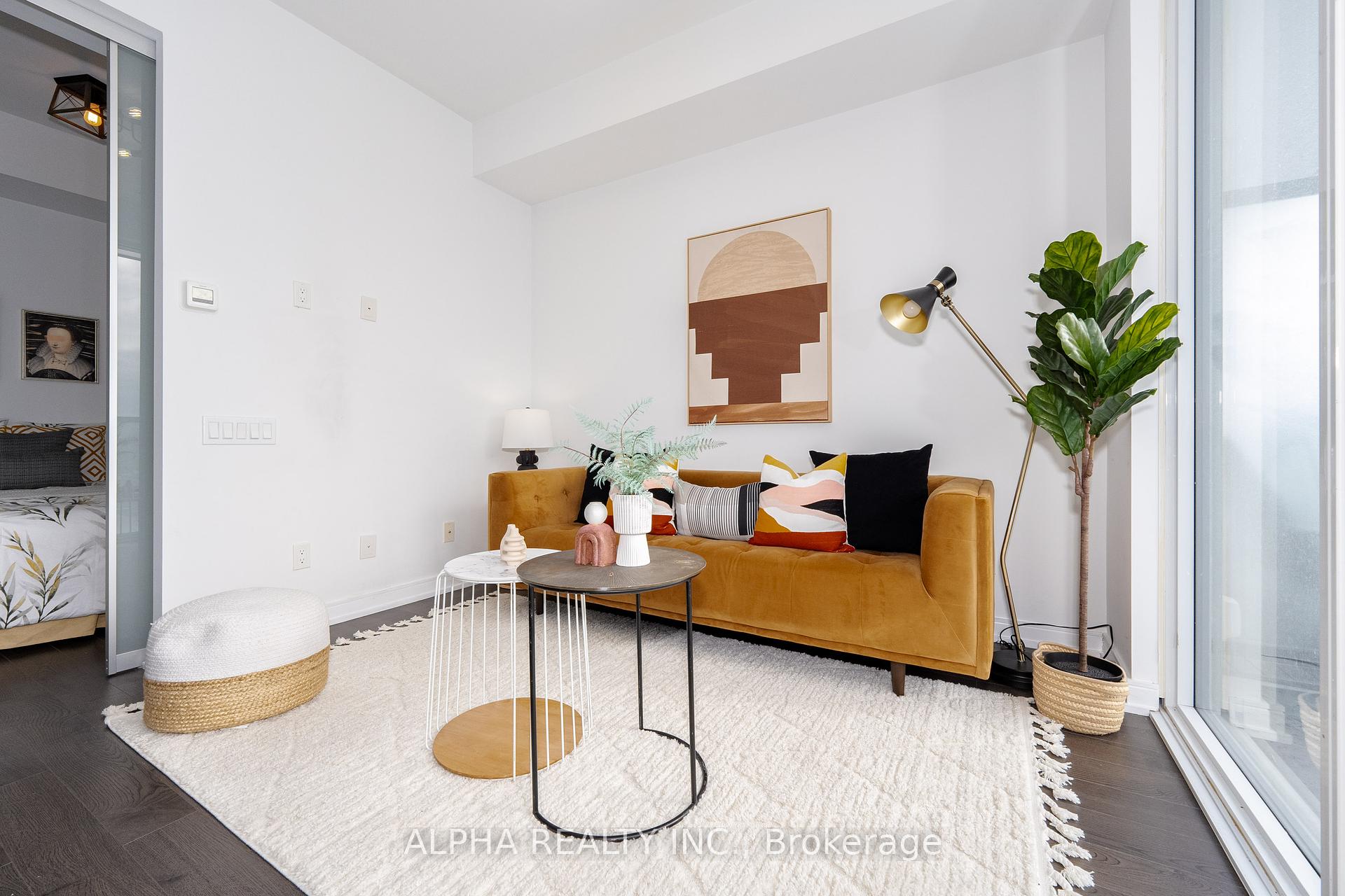 1 Bedroom Condo at 28 Wellesley,  Toronto For sale