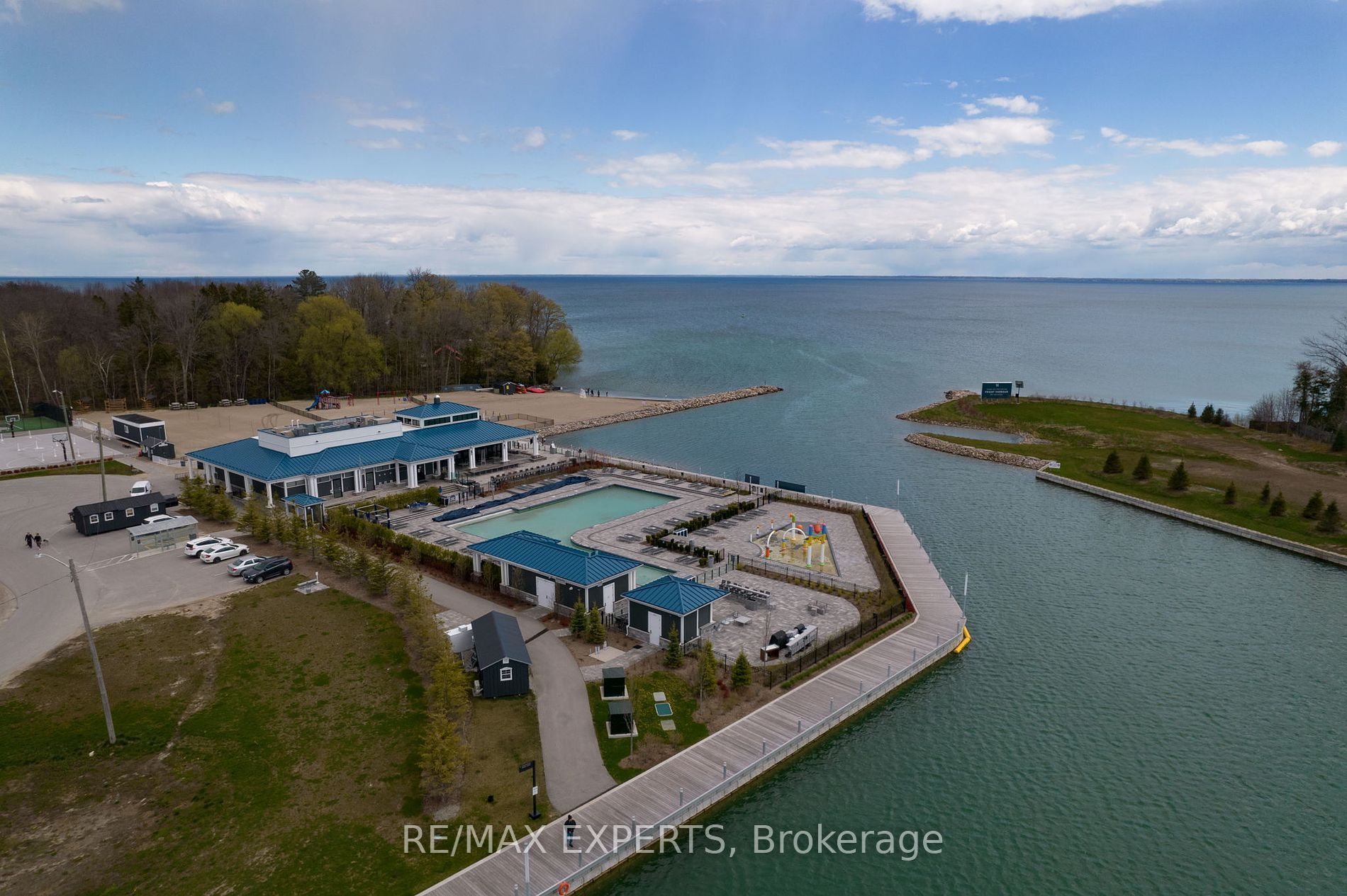 3692 Ferretti Court