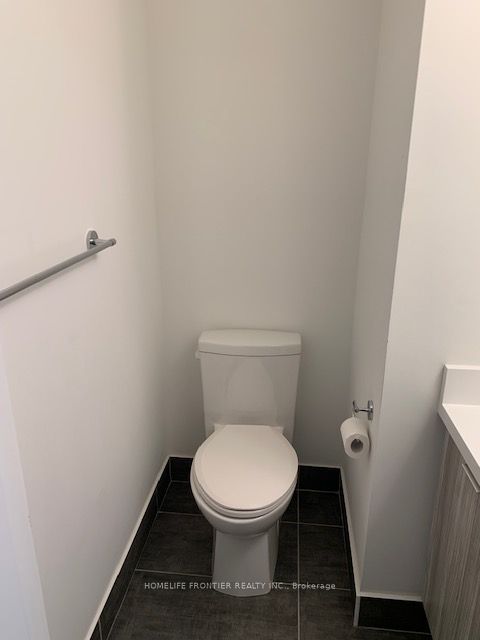 https://trreb-image.ampre.ca/-uOOKUp3jcd38nA4vQge8pjArQtjPeAleMOctm5VEks/rs:fit:960:960/wm:.5:so:0:50:.4/wmsh:10/wmt:PHNwYW4gZm9yZWdyb3VuZD0nd2hpdGUnIGZvbnQ9JzY4Jz5IT01FTElGRSBGUk9OVElFUiBSRUFMVFkgSU5DLiwgQnJva2VyYWdlPC9zcGFuPg/cb:20250407165912/L3RycmViL2xpc3RpbmdzLzQwLzkzLzc1LzMwL3AvMjQ1OGEzMTEtZGUyYy00NDJhLWE1OTQtNTUyYjcwOWJjMDJkLmpwZw.jpg