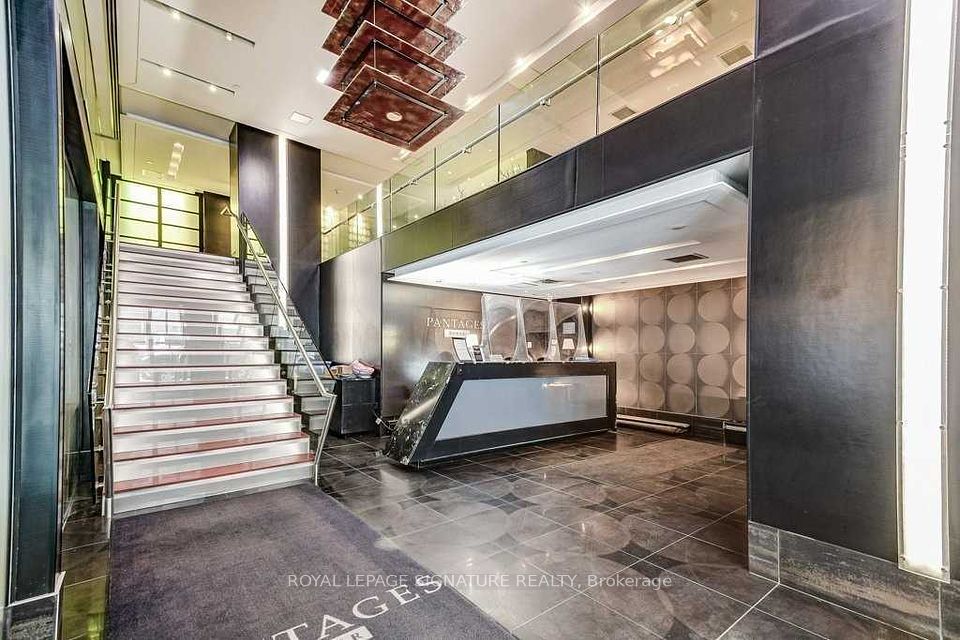 210 Victoria