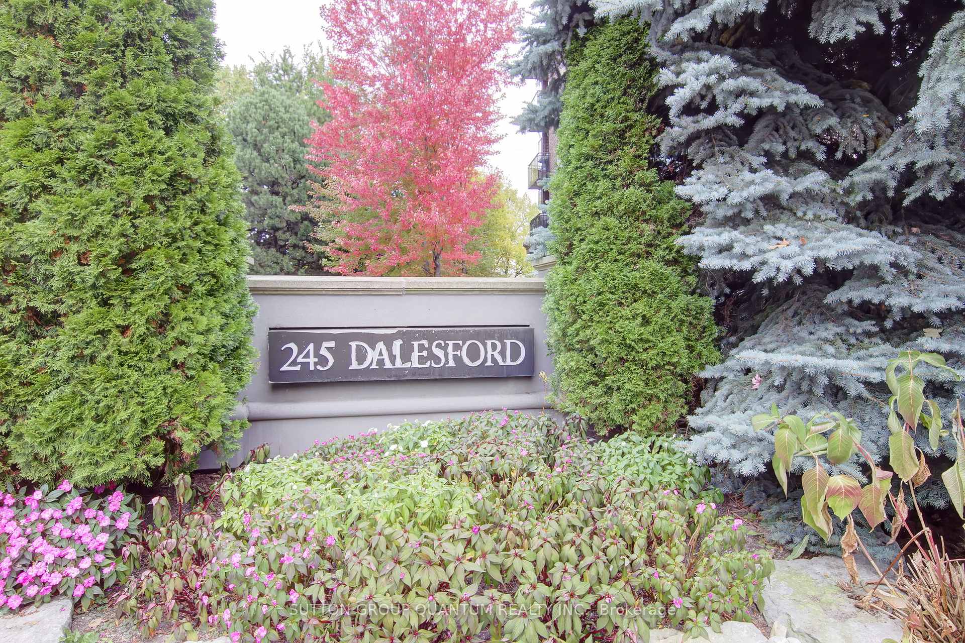 2 Bedrooms Condo at 245 Dalesford, Toronto For sale