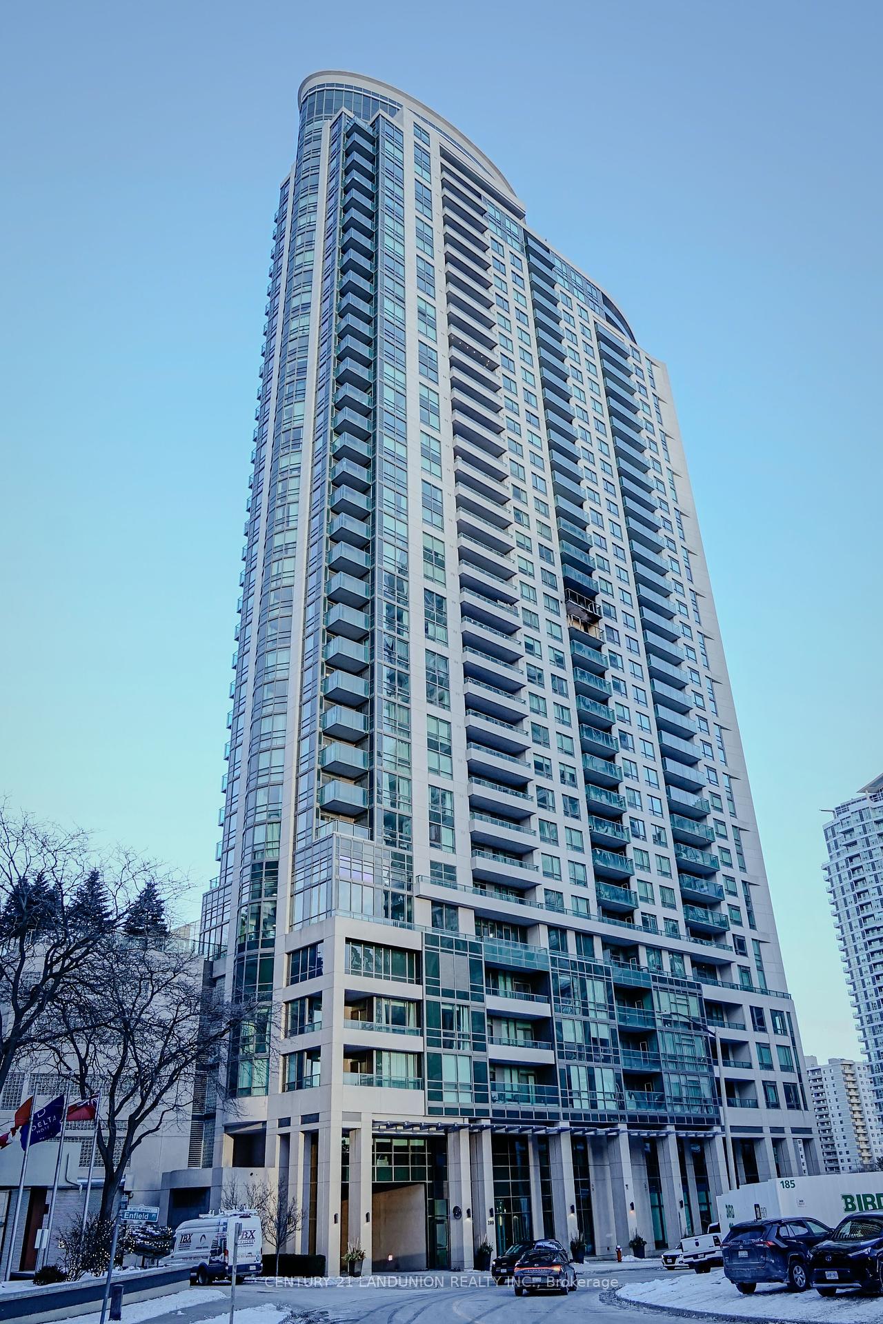 2 Bedrooms Condo at 208 Enfield, Mississauga For sale