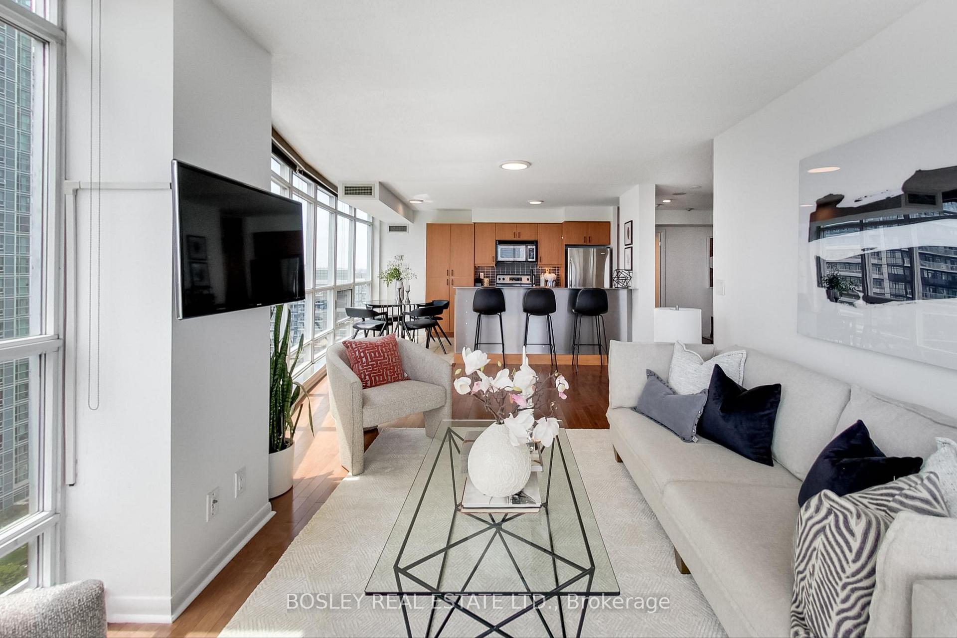 2 Bedrooms Condo at 185 Legion, Toronto For sale