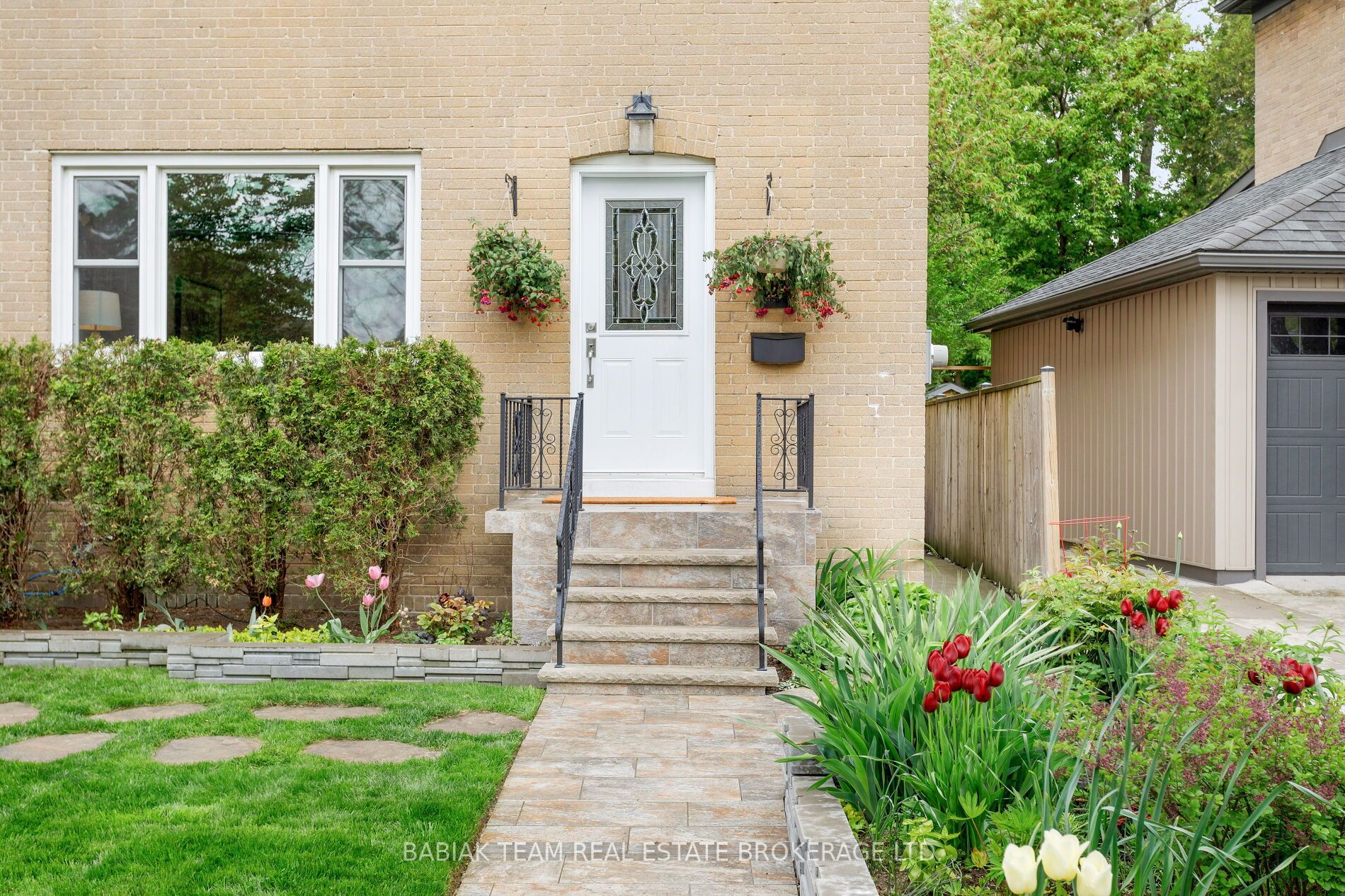 28 Coe Hill Drive